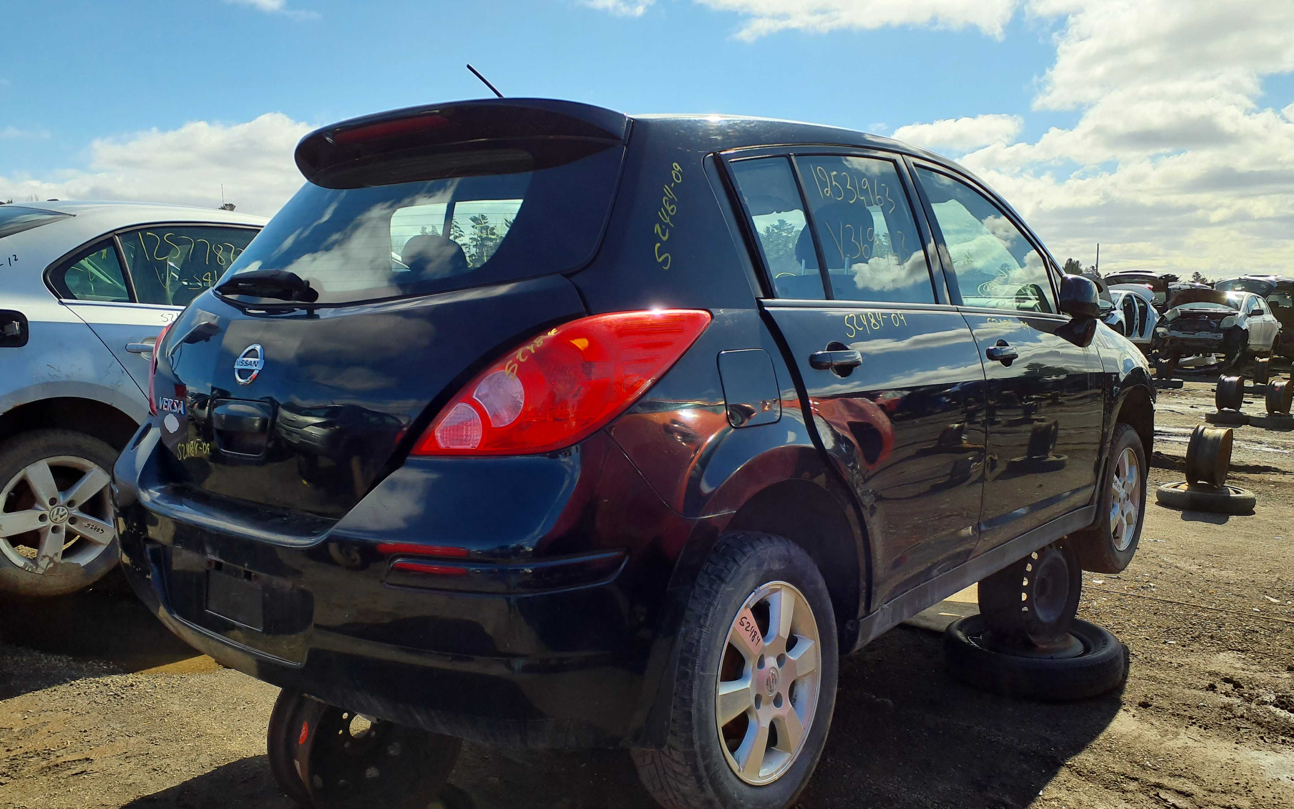 NISSAN VERSA 2009
