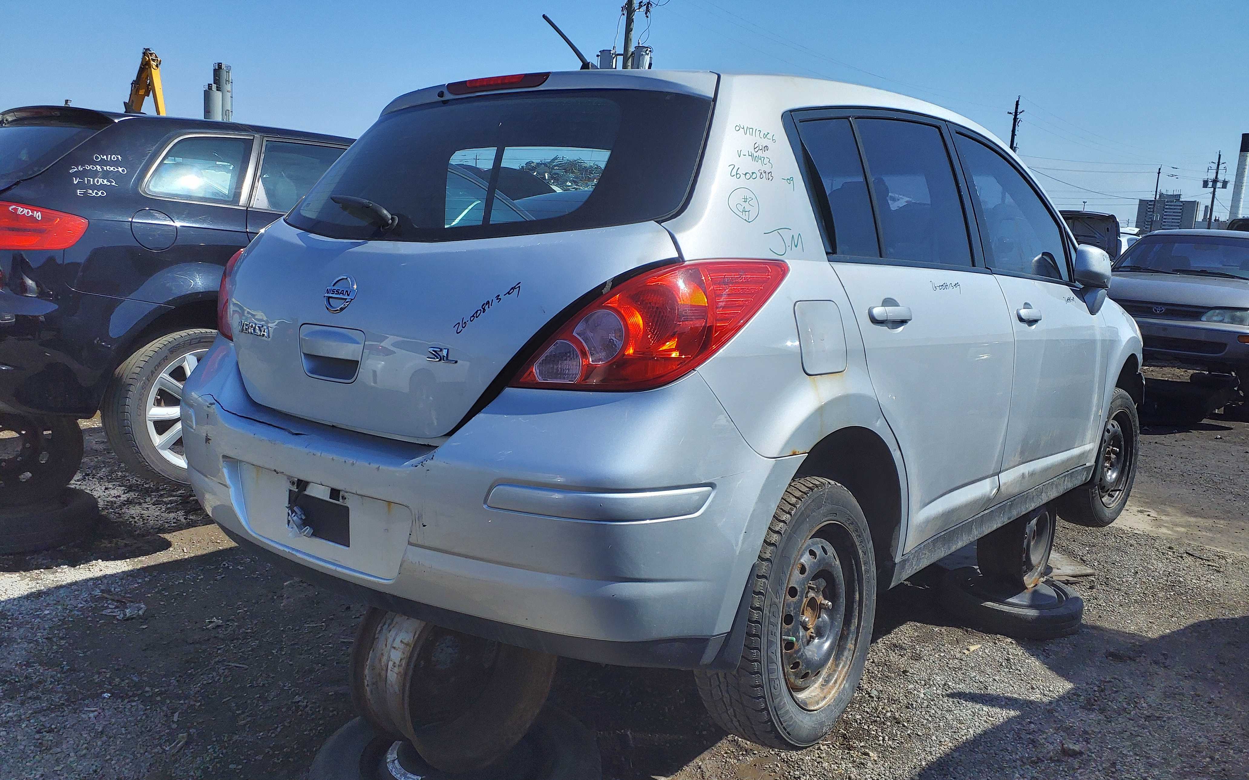 NISSAN VERSA 2009
