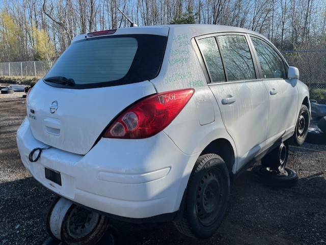 NISSAN VERSA 2009