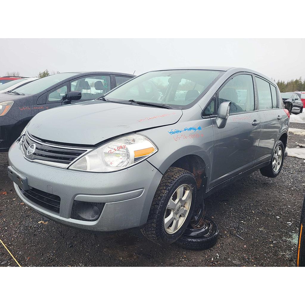 NISSAN VERSA 2010