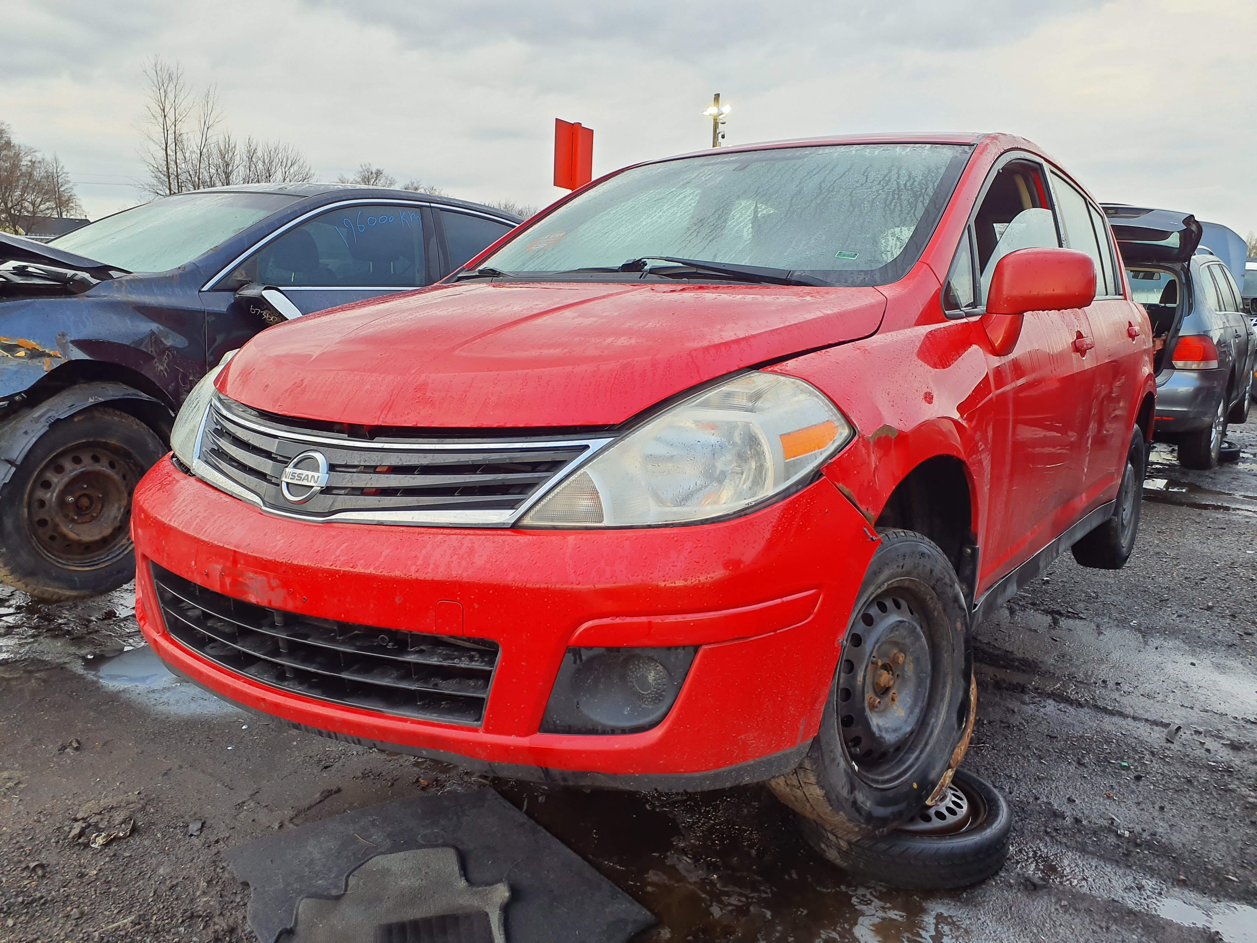 NISSAN VERSA 2010