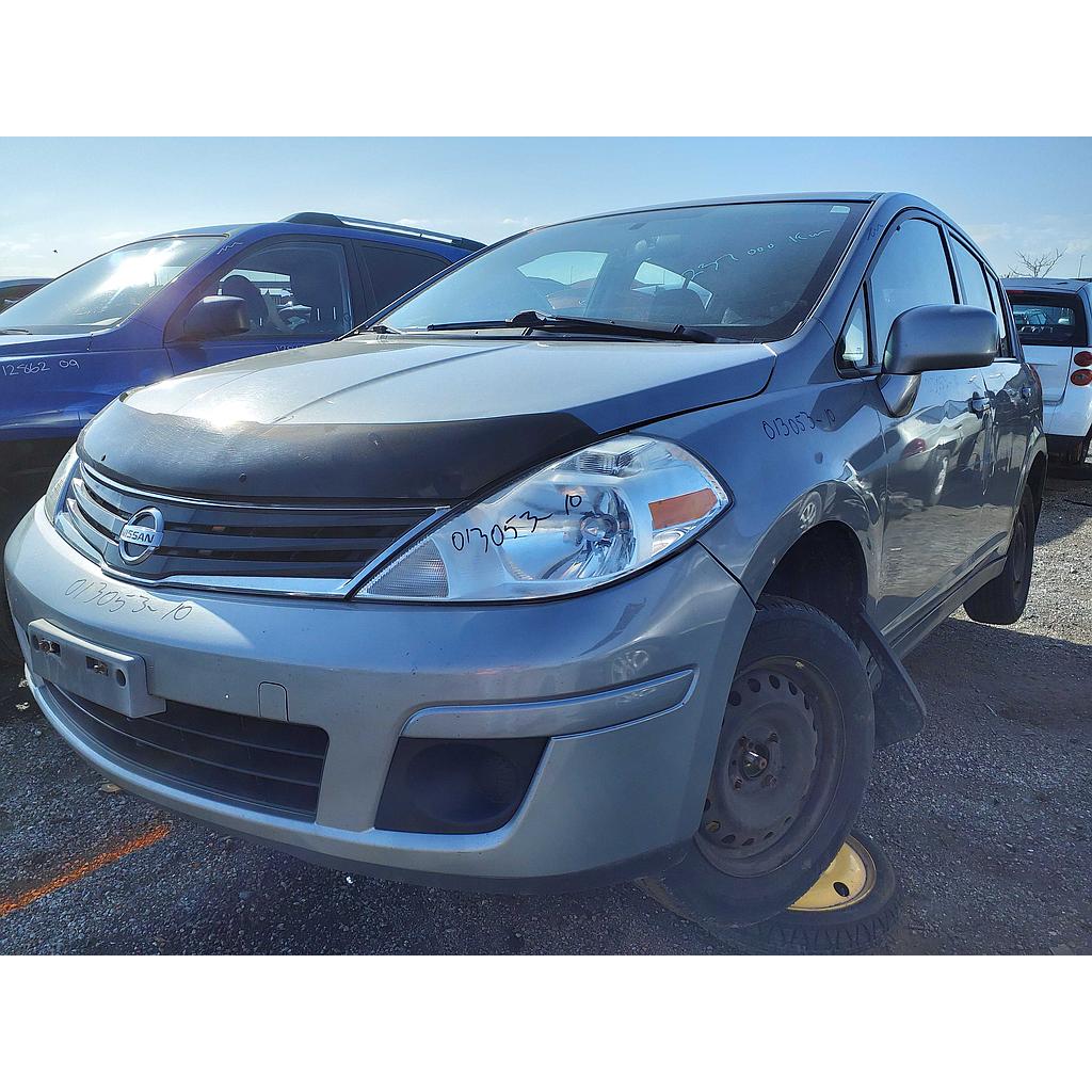 NISSAN VERSA 2010