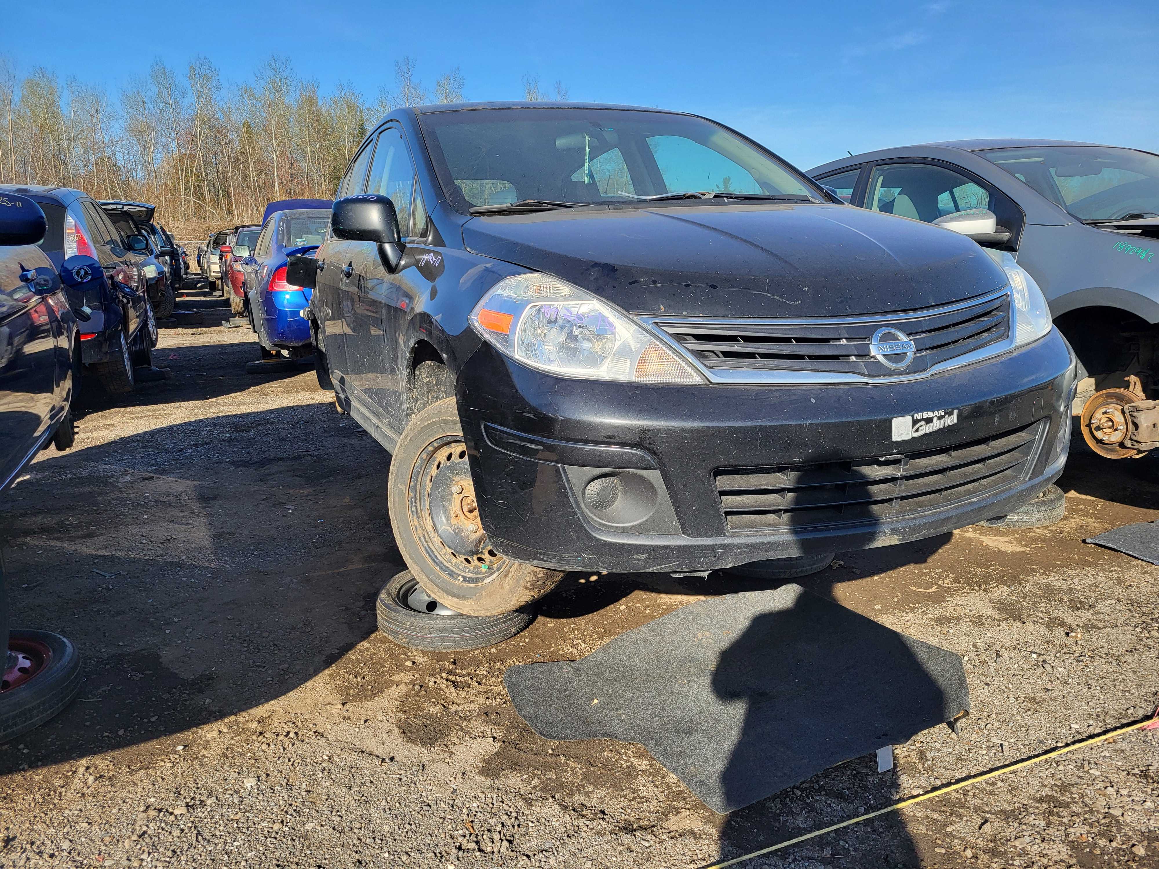 NISSAN VERSA 2010