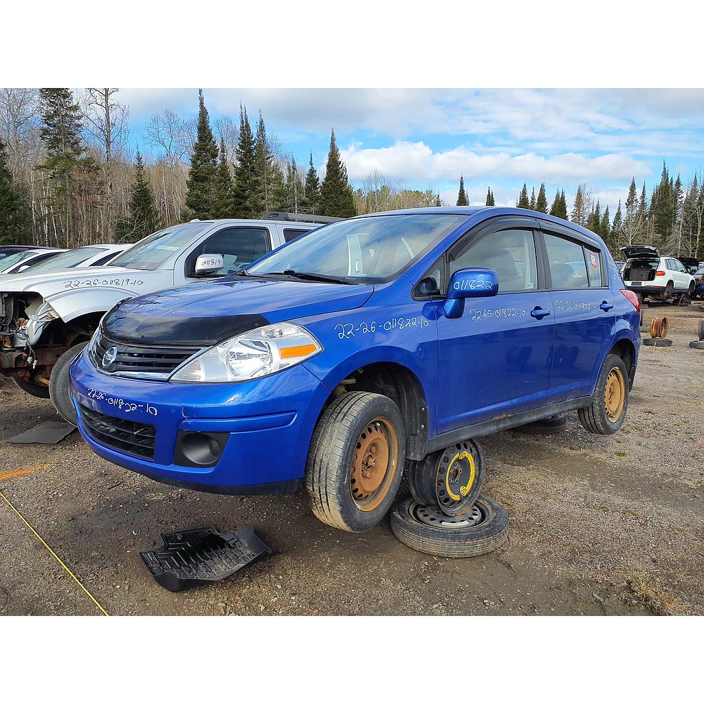 NISSAN VERSA 2010