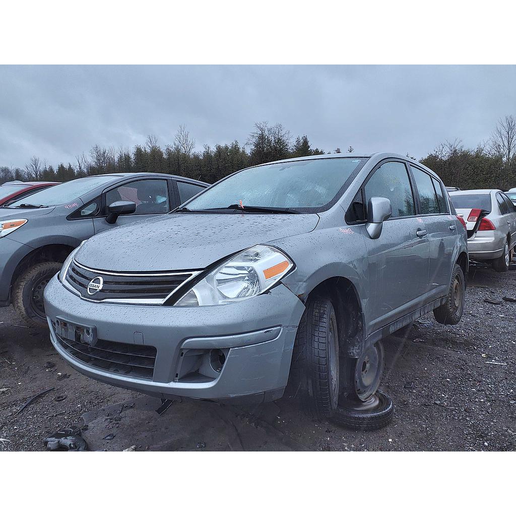 NISSAN VERSA 2011