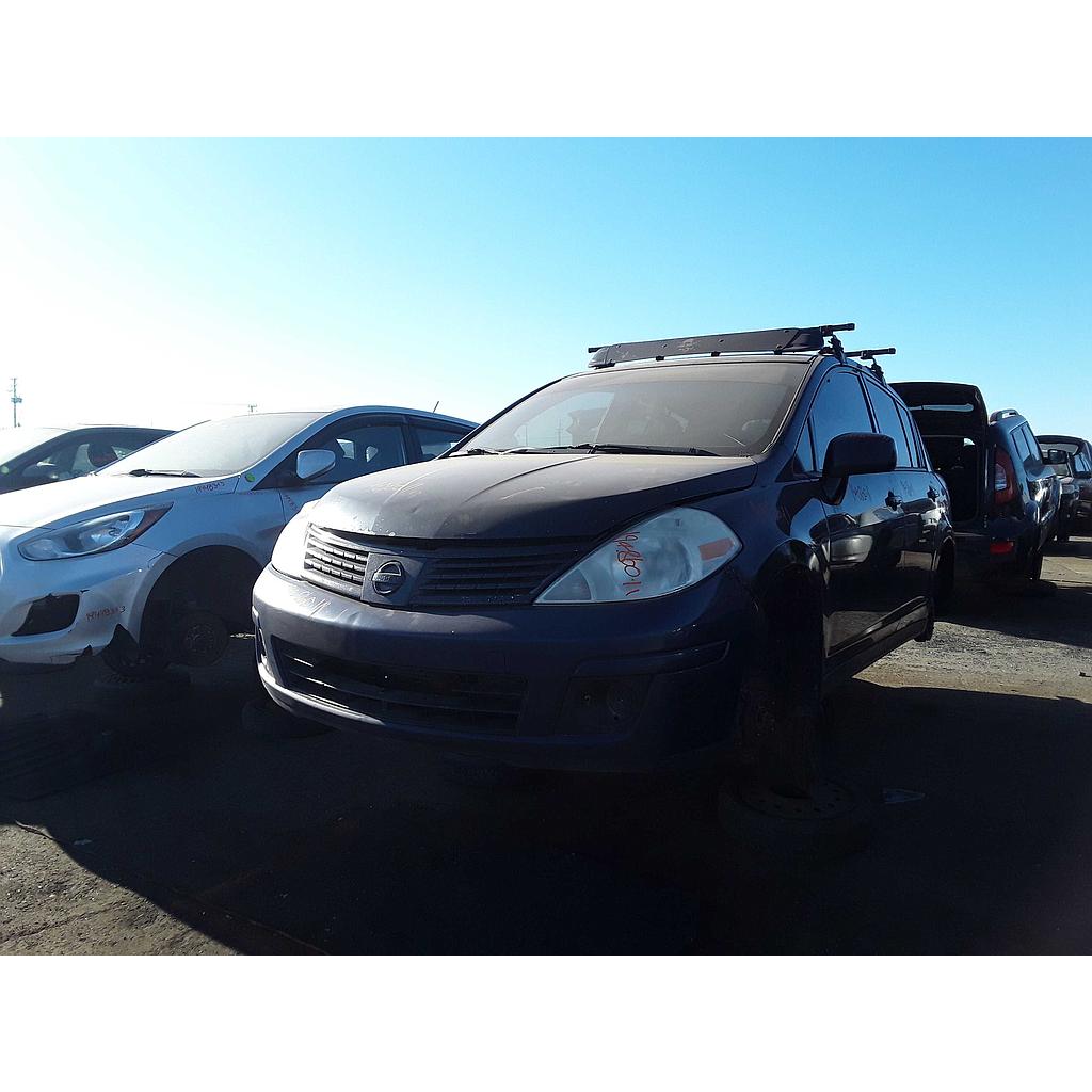 NISSAN VERSA 2011