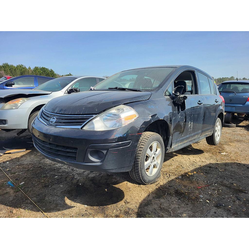 NISSAN VERSA 2011