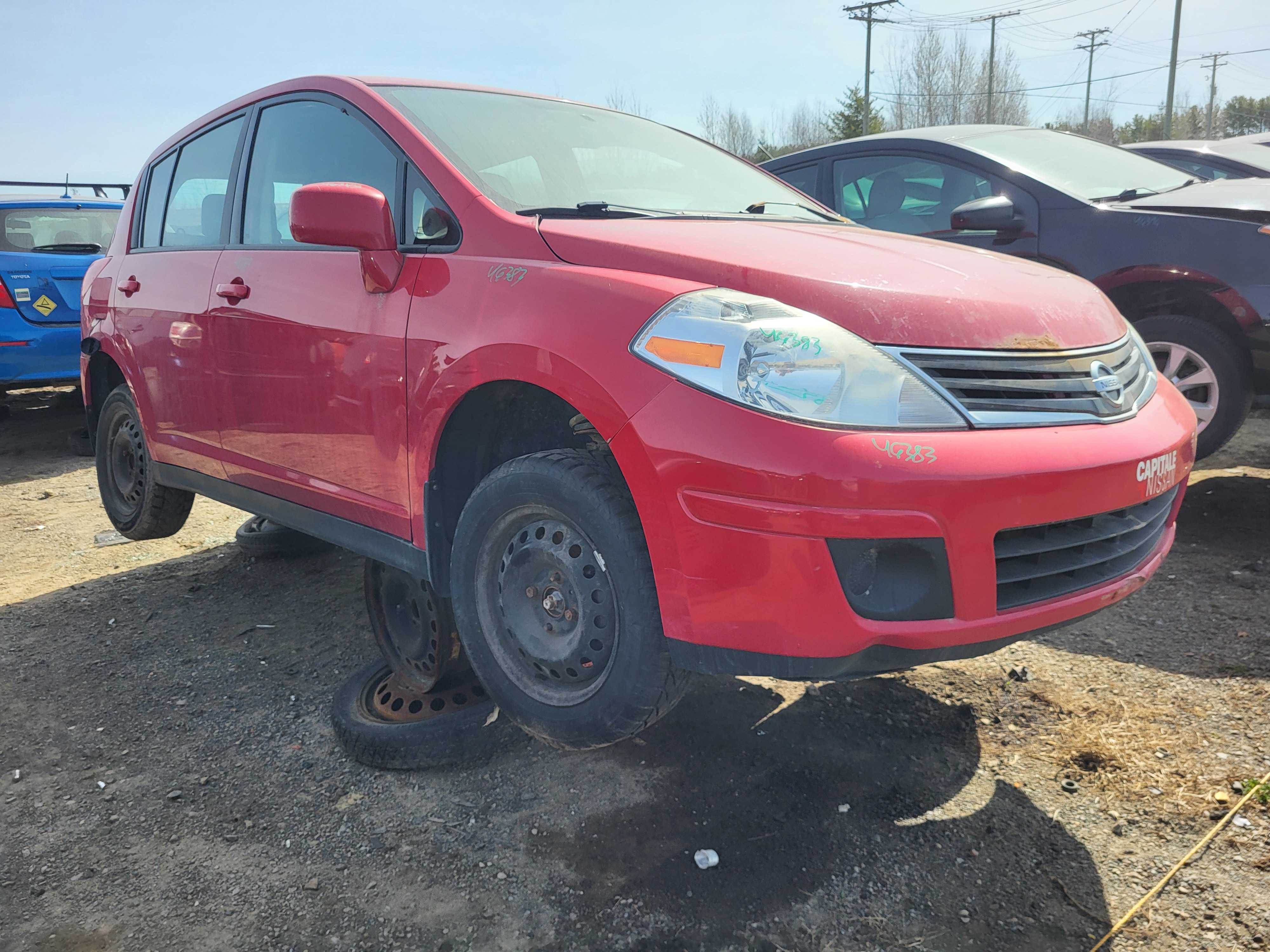 NISSAN VERSA 2011