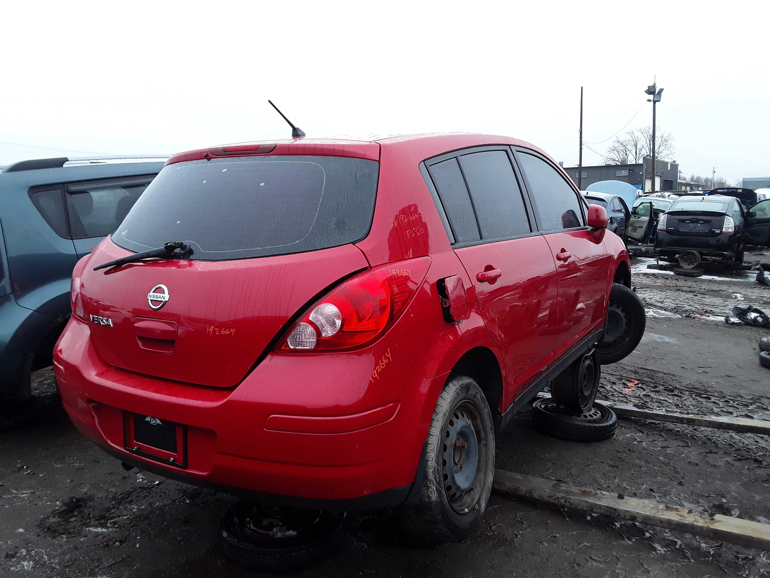 NISSAN VERSA 2012