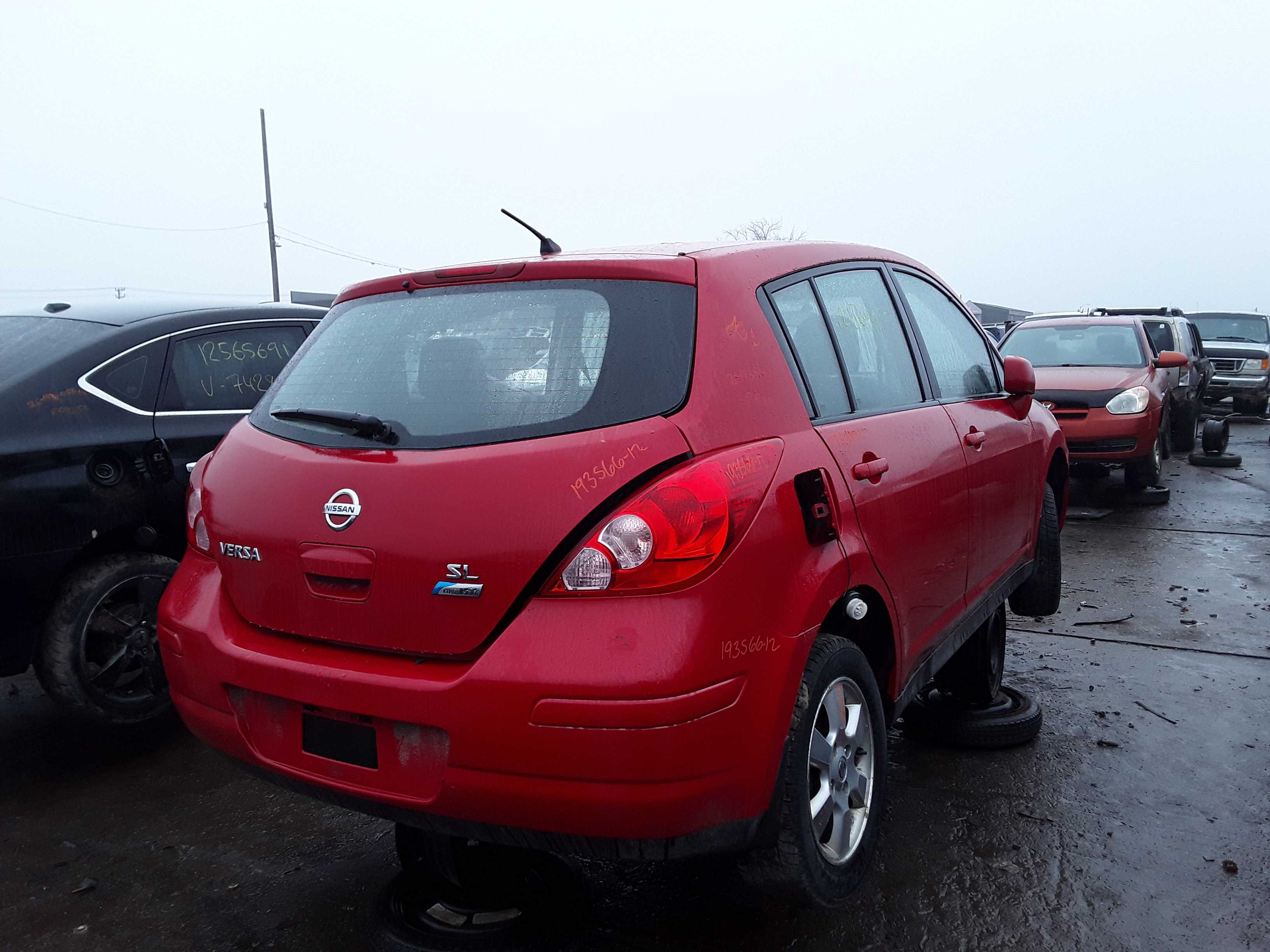 NISSAN VERSA 2012