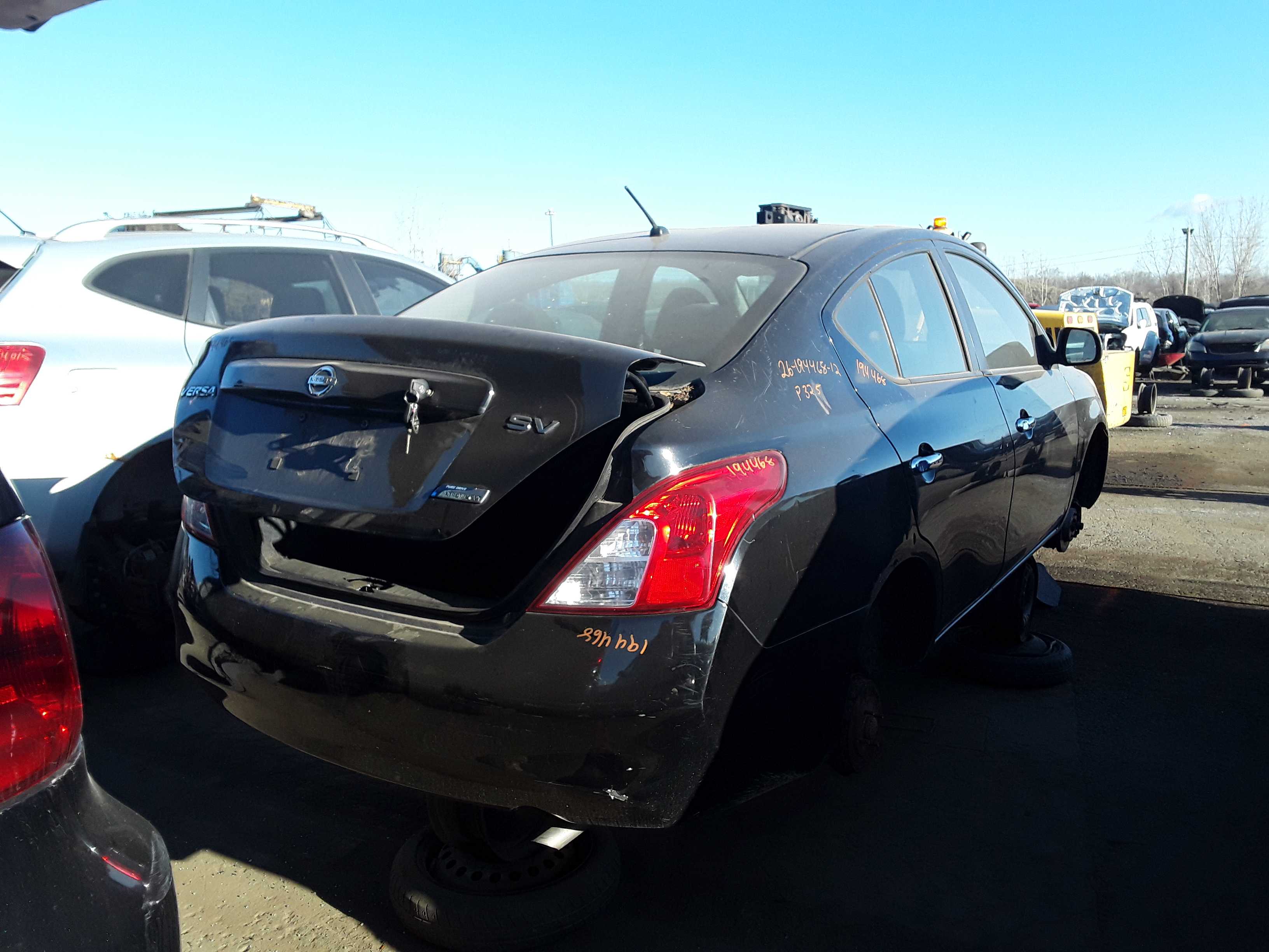 NISSAN VERSA 2012