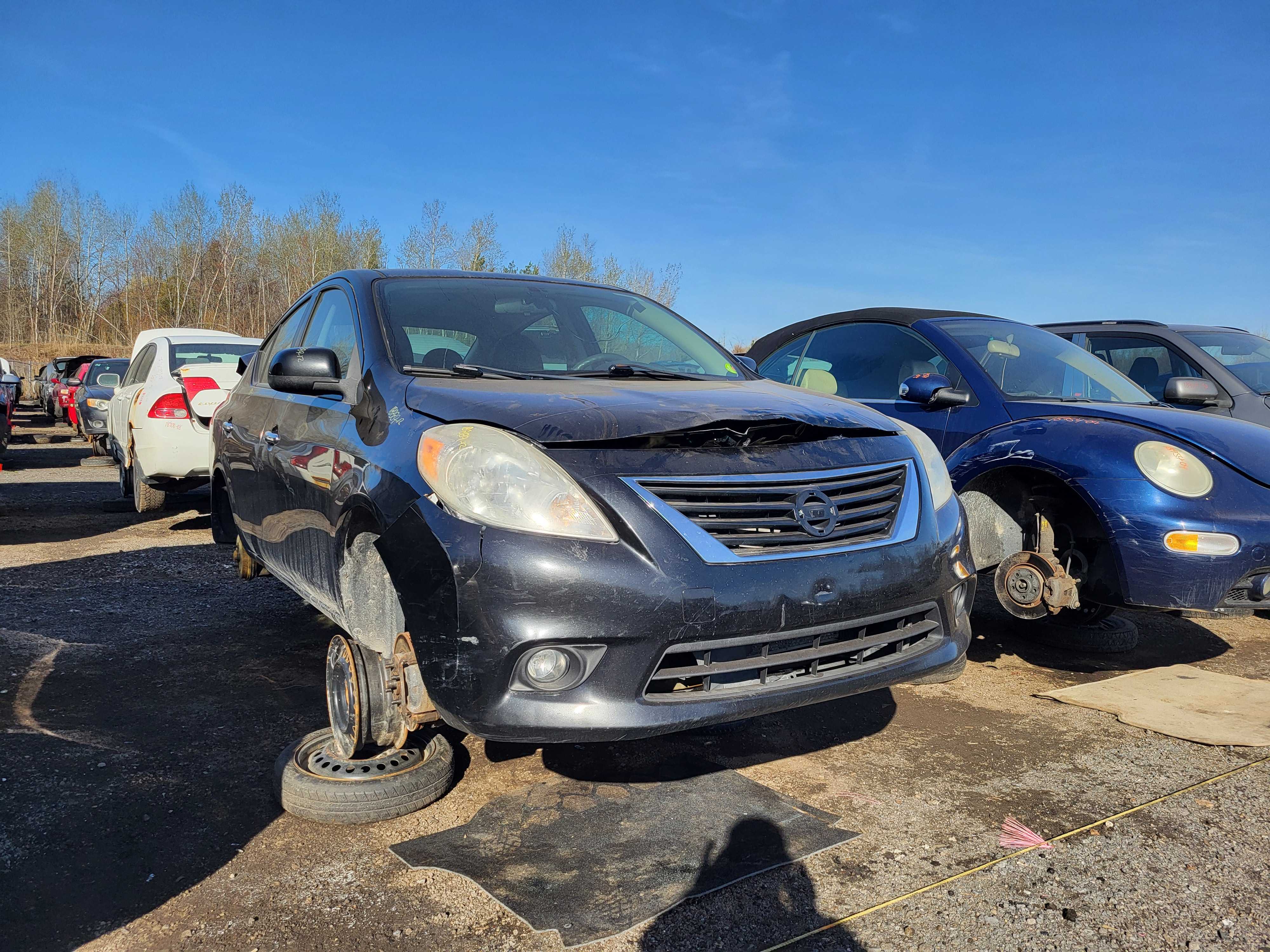 NISSAN VERSA 2012