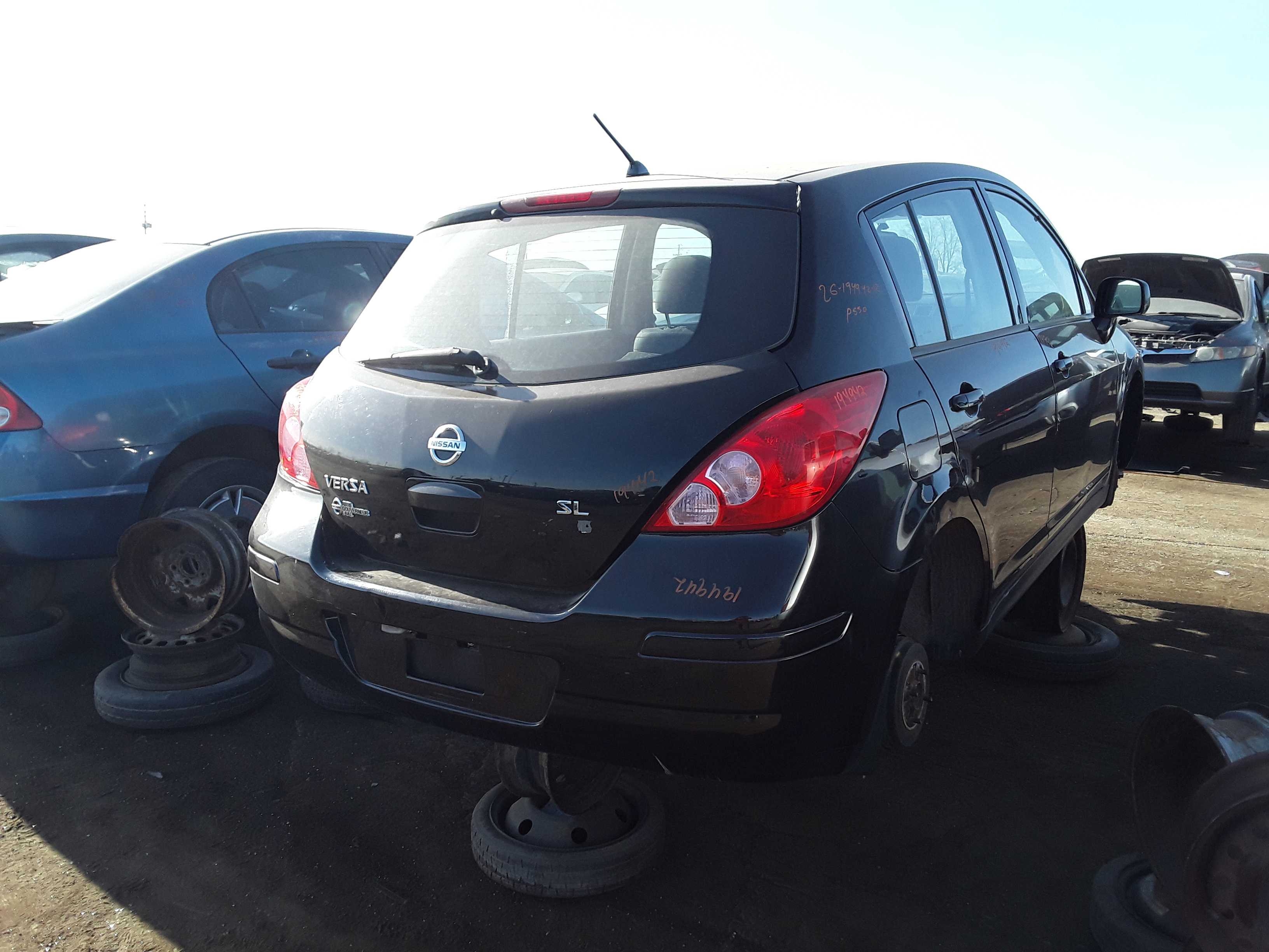 NISSAN VERSA 2012
