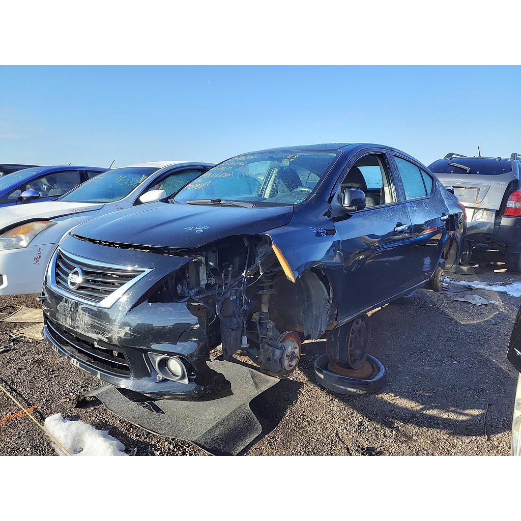 NISSAN VERSA 2013