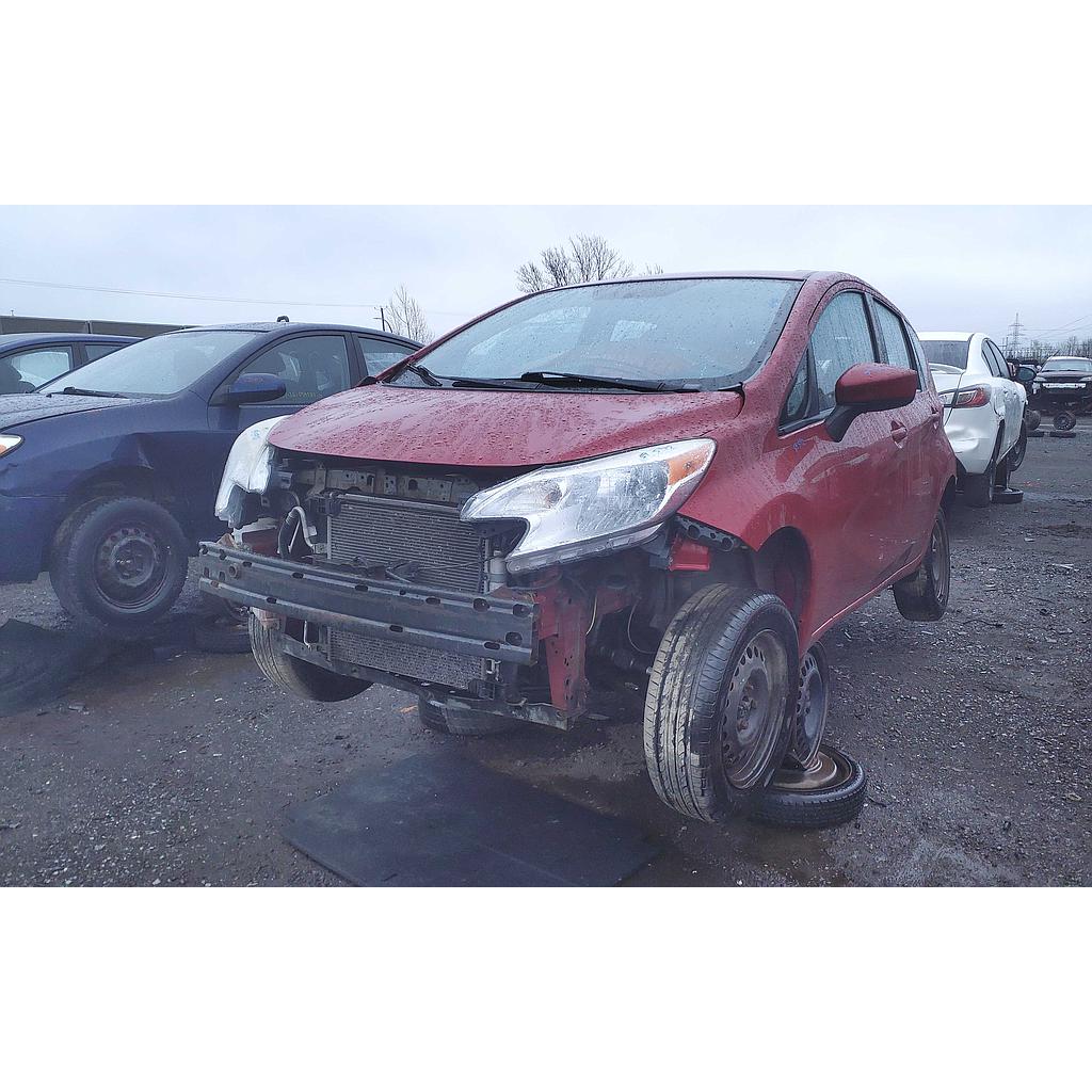 NISSAN VERSA 2015