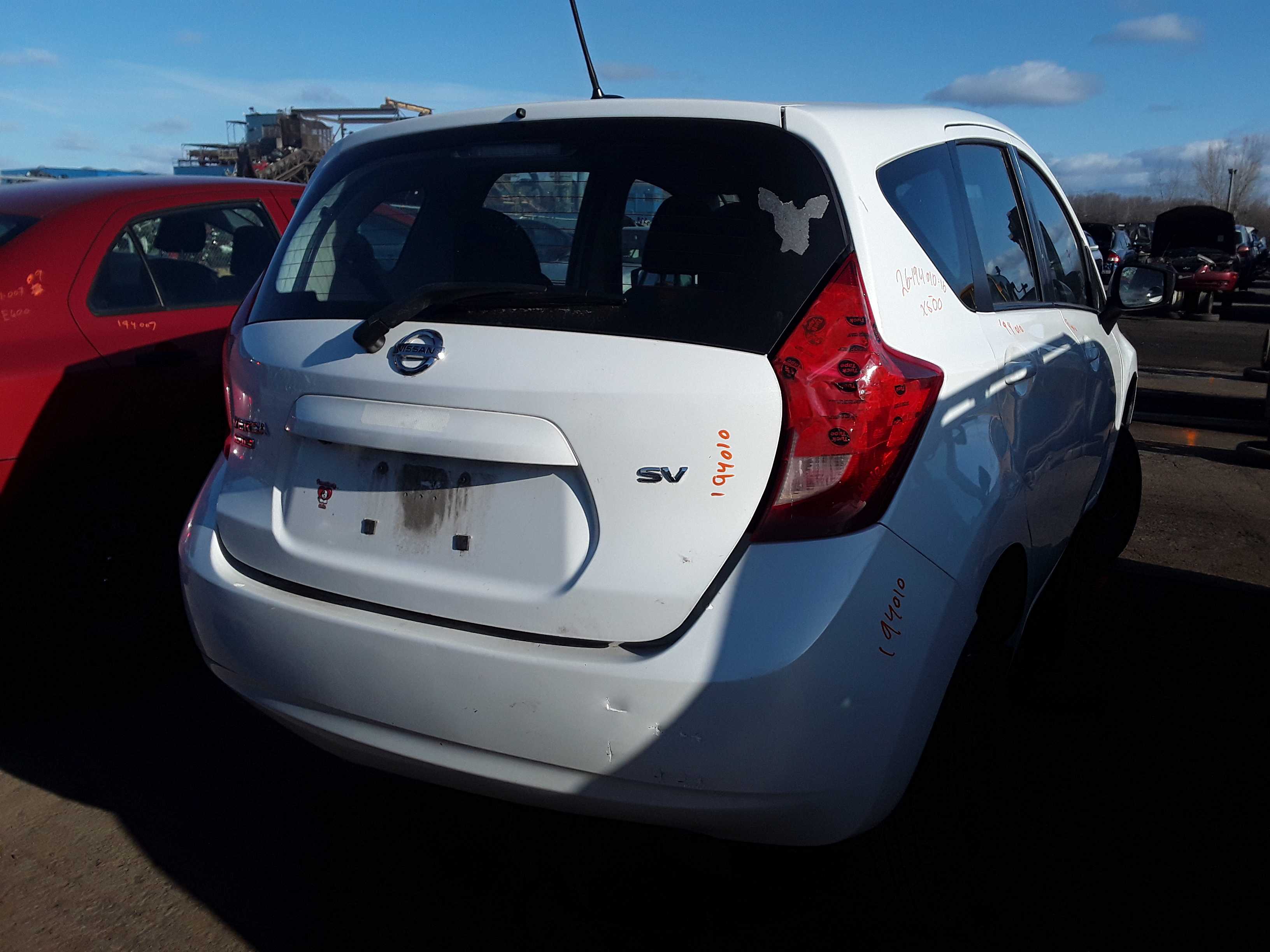 NISSAN VERSA 2016