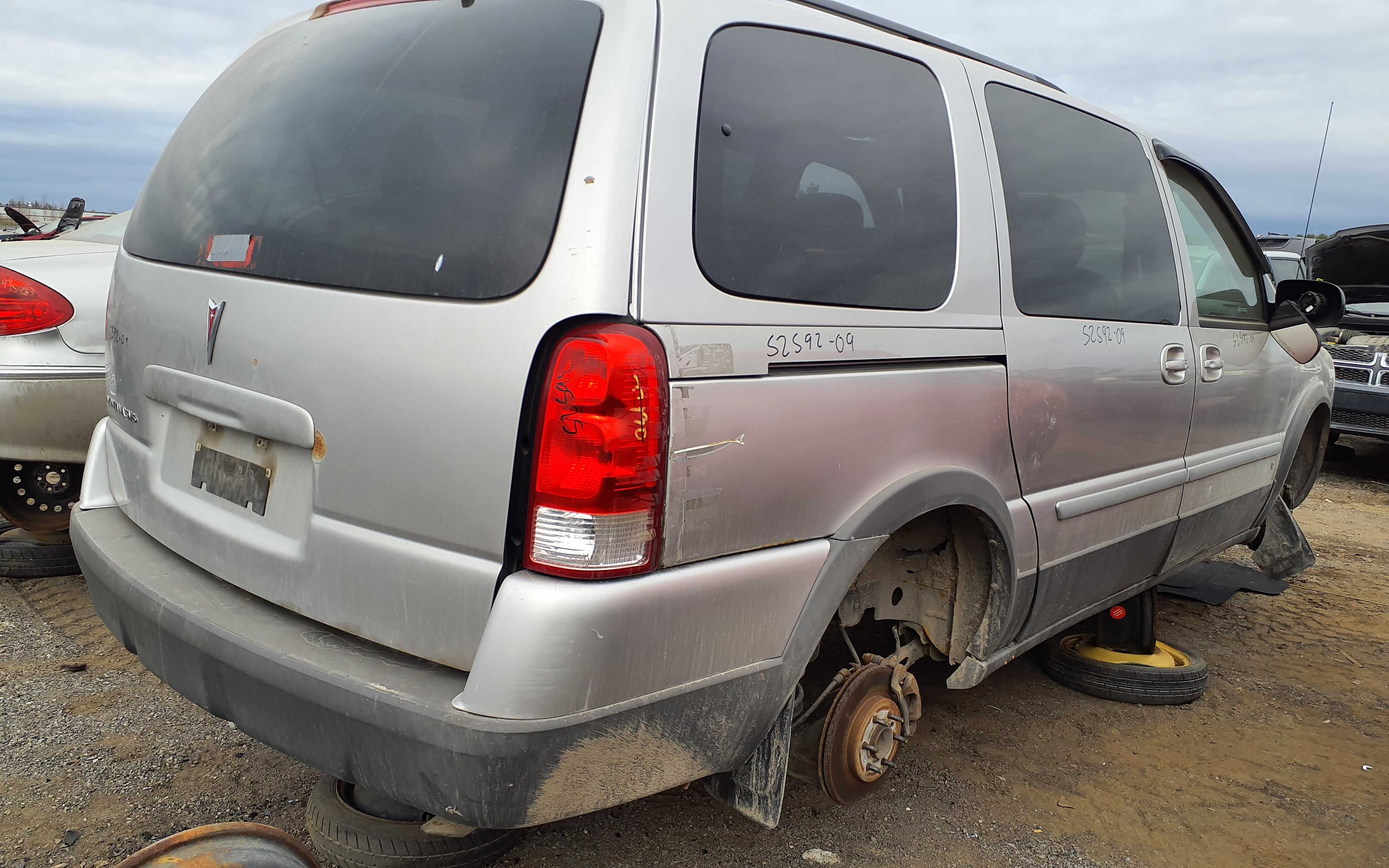 PONTIAC MONTANA 2009