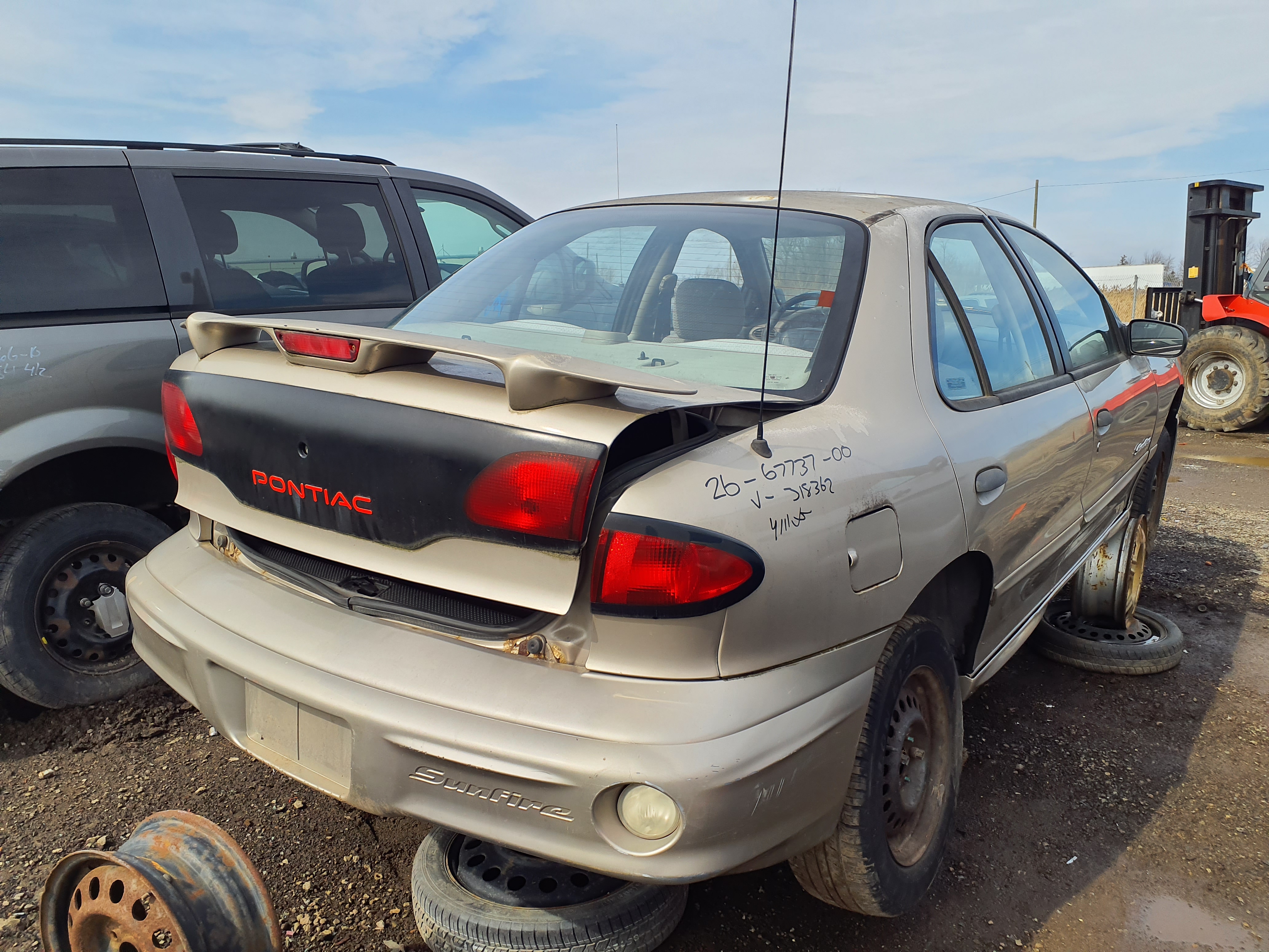 PONTIAC SUNFIRE 2000