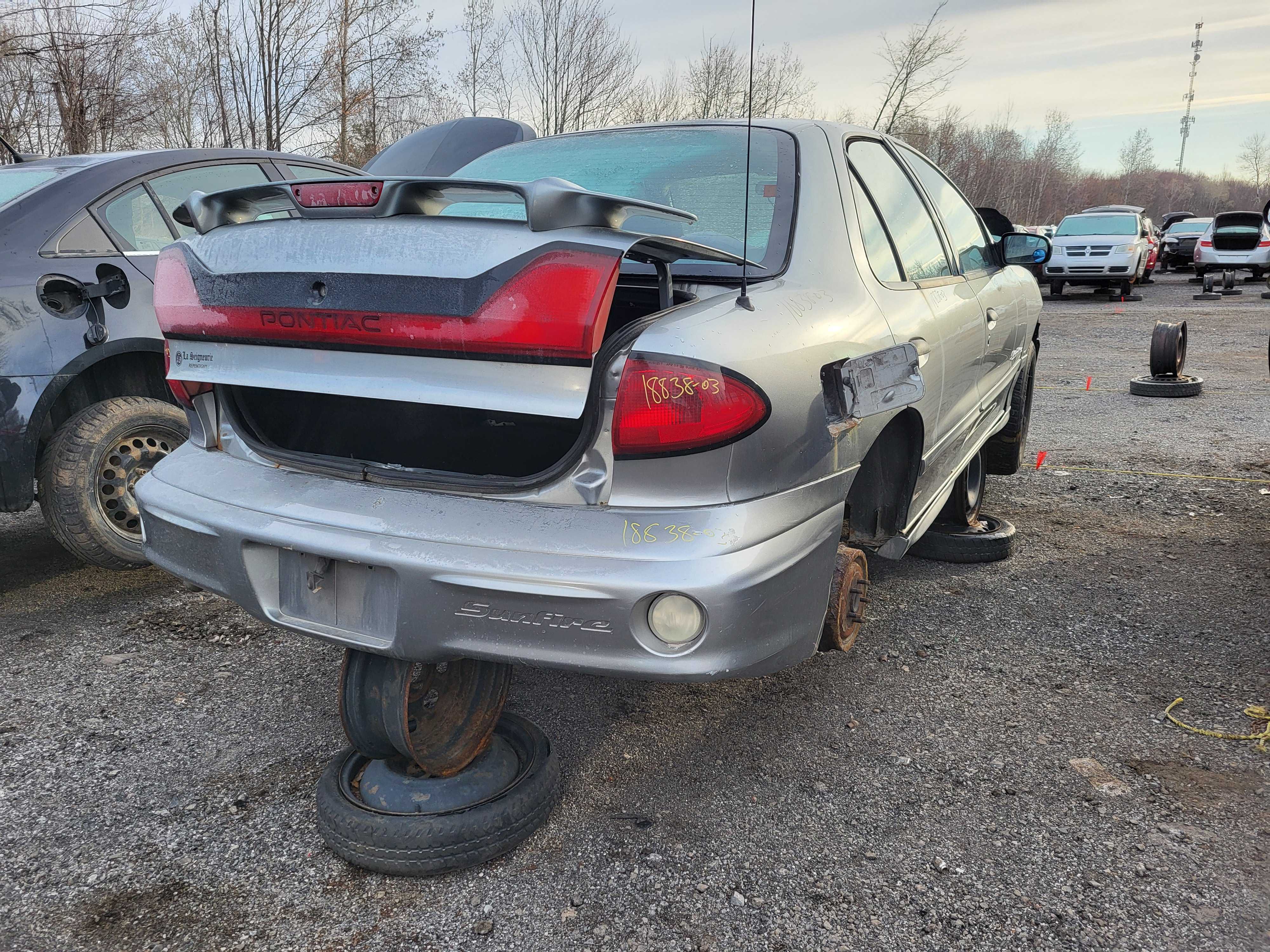 PONTIAC SUNFIRE 2003