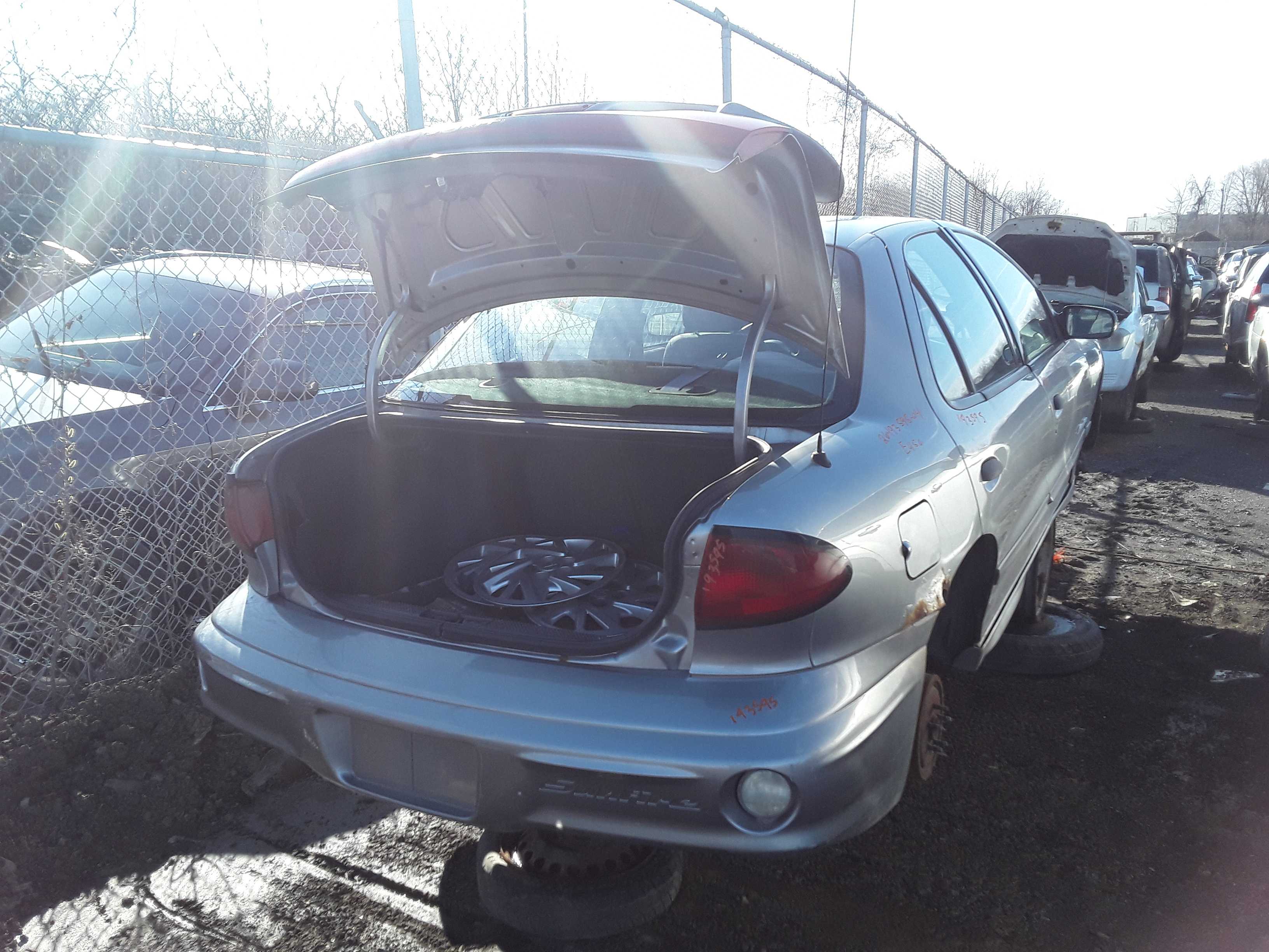 PONTIAC SUNFIRE 2004