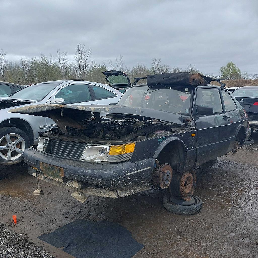 SAAB 900 1989