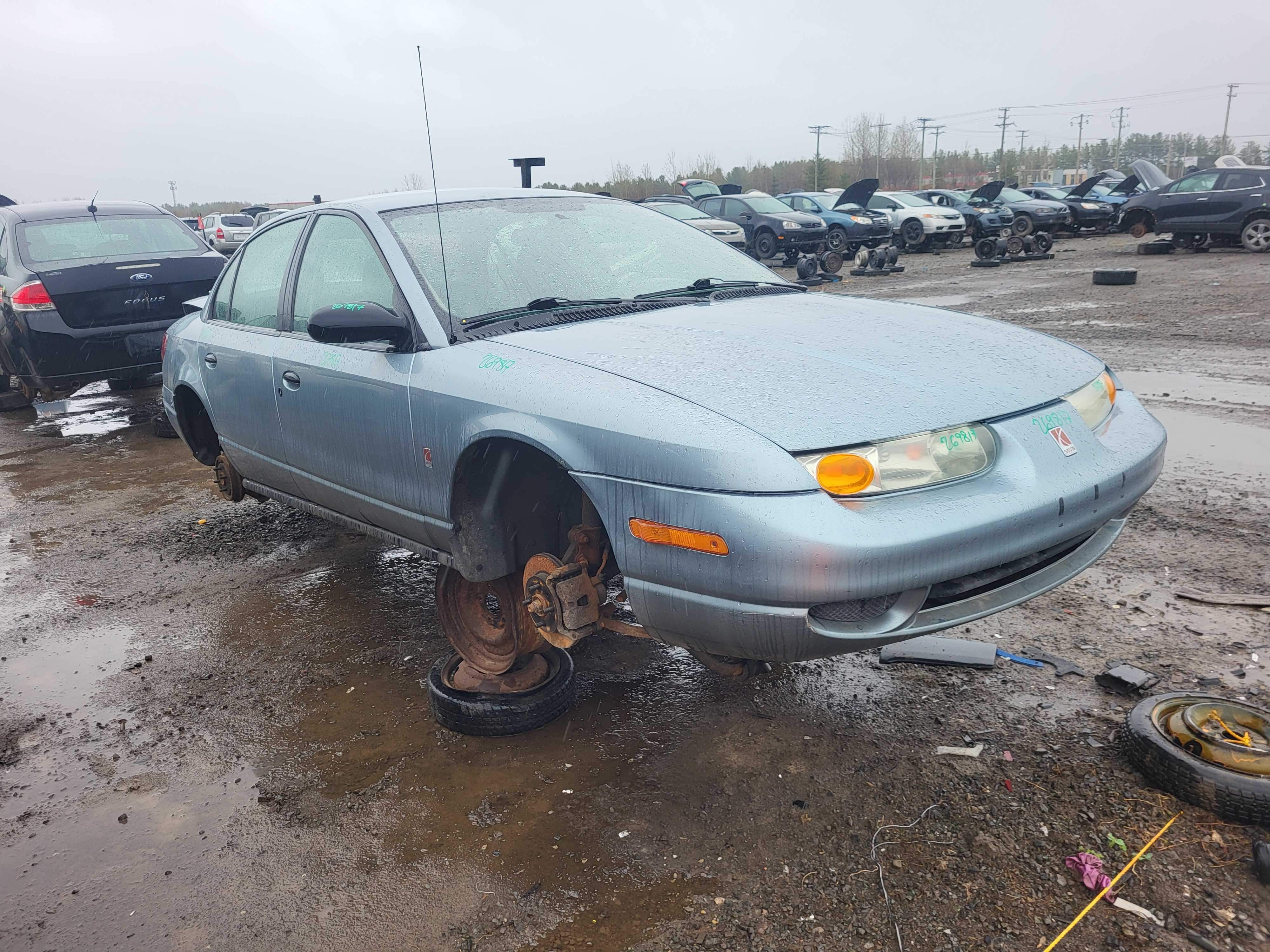 SATURN SL 2002