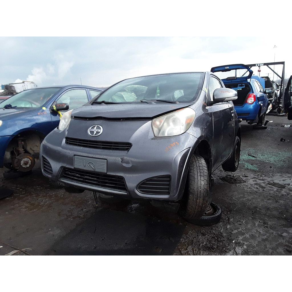 SCION IQ 2012