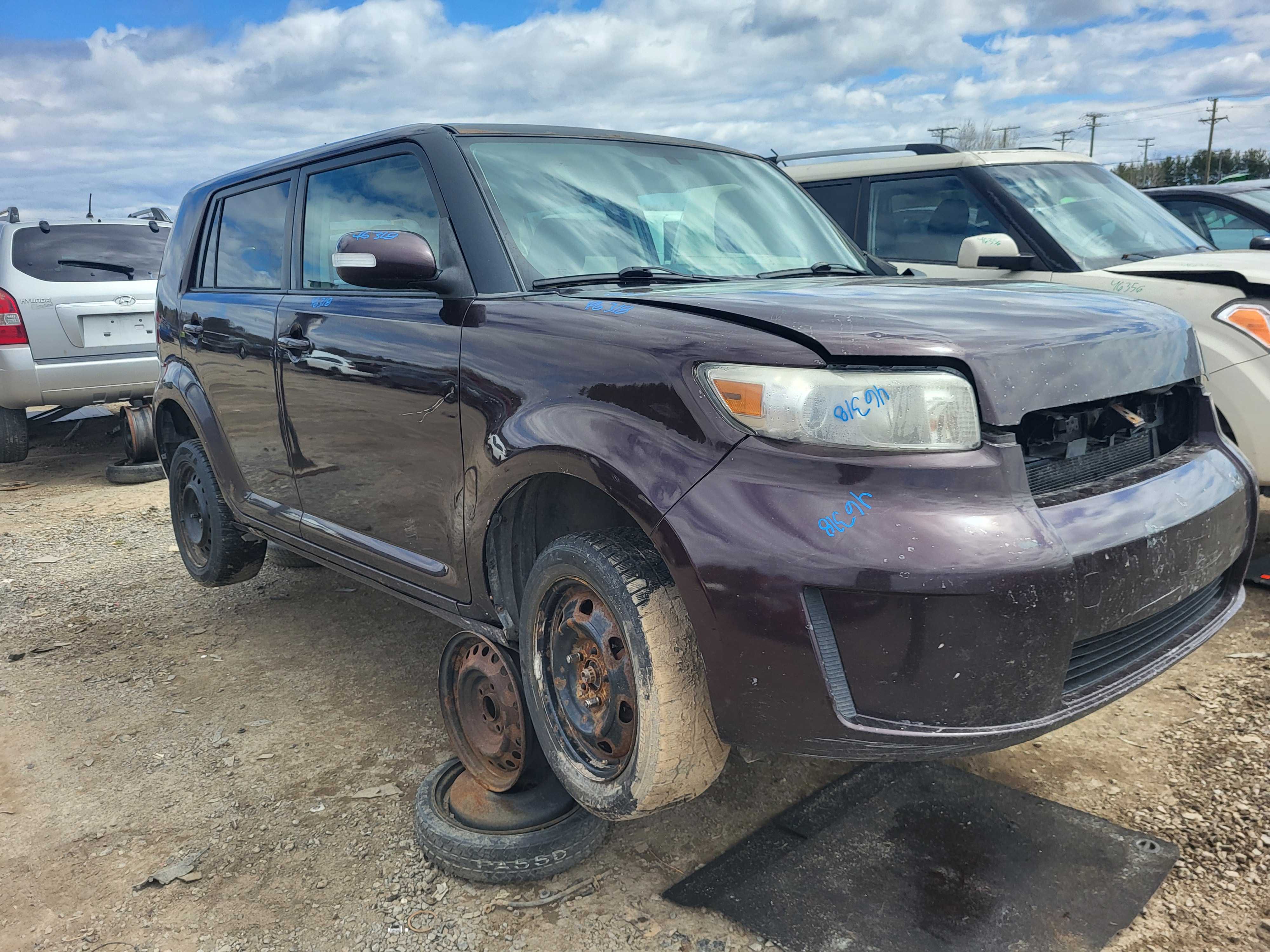 SCION XB 2009