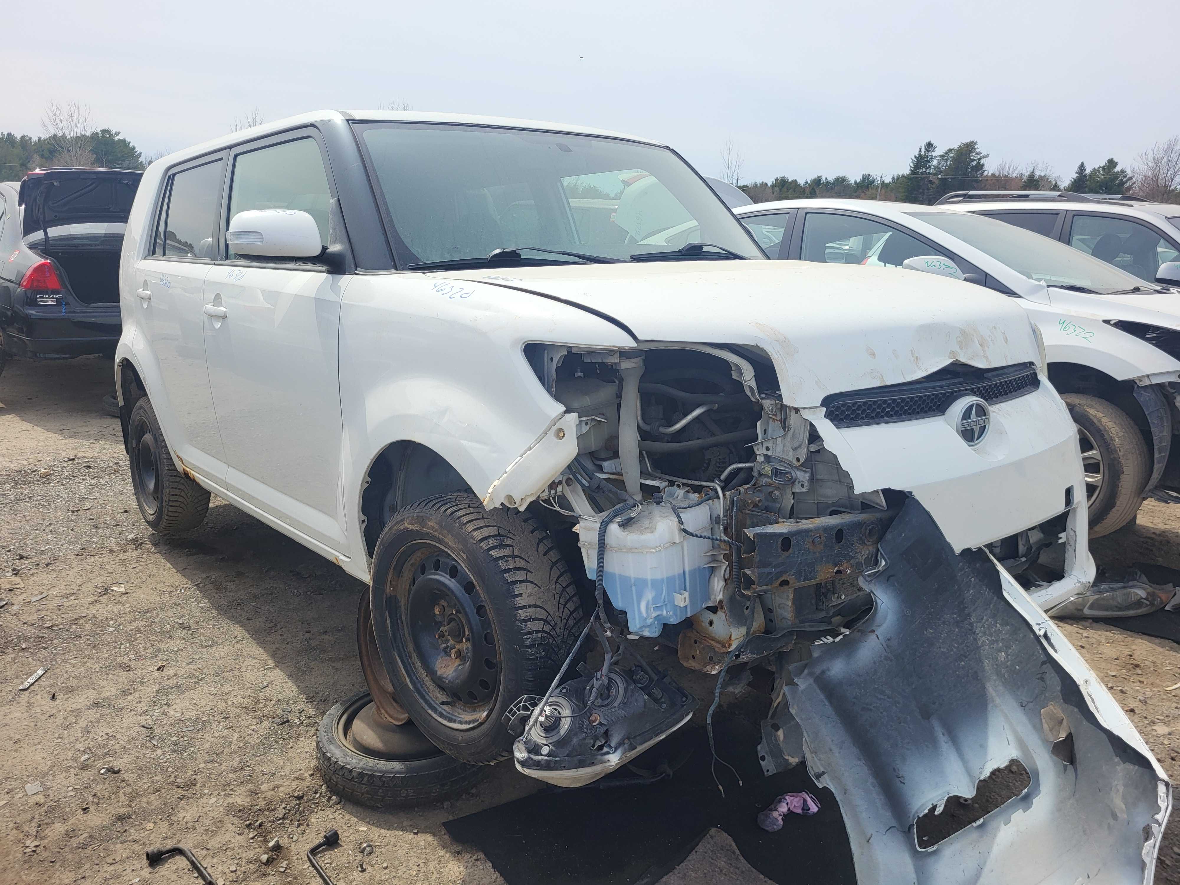 SCION XB 2013