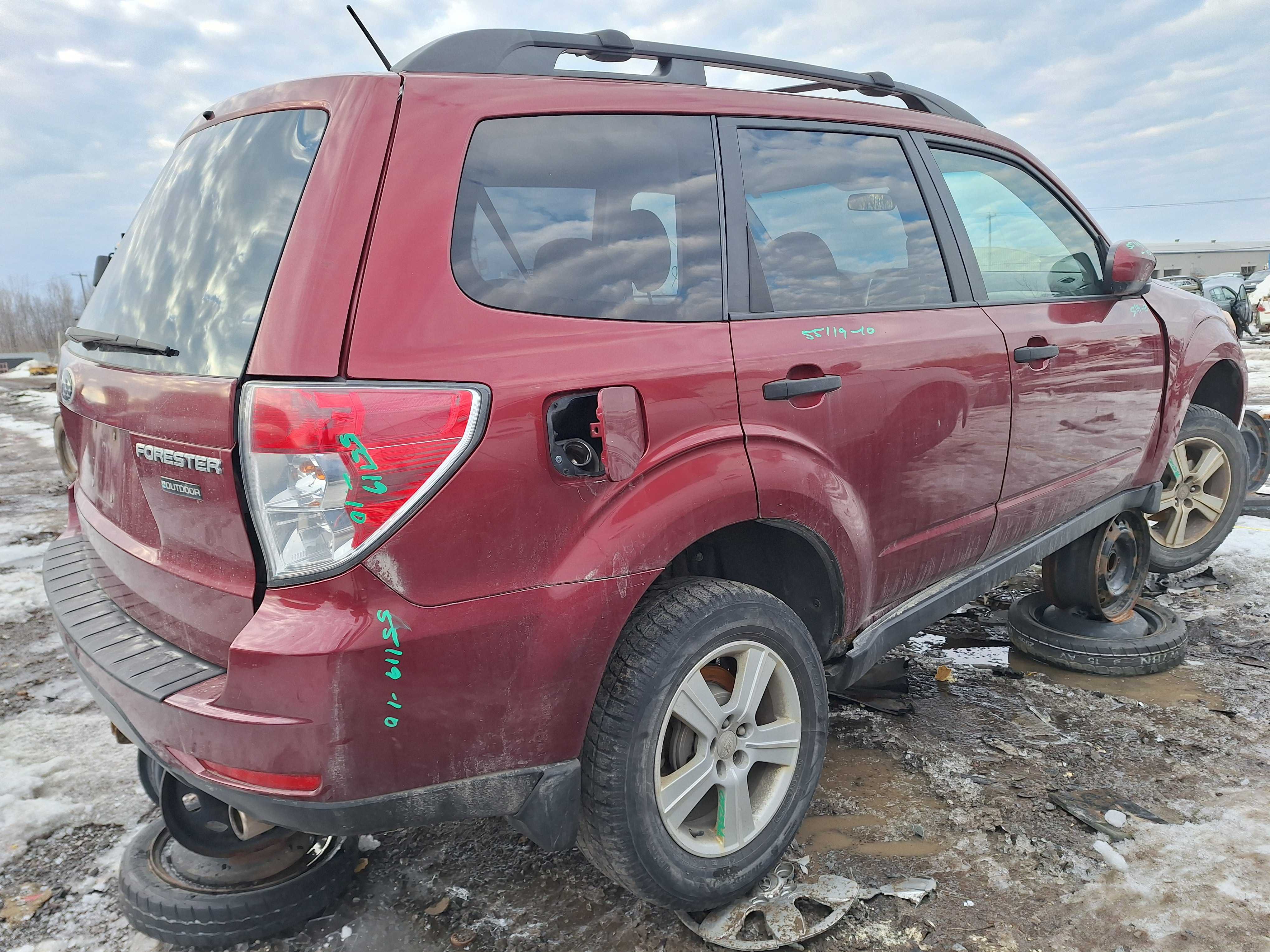 SUBARU FORESTER 2010