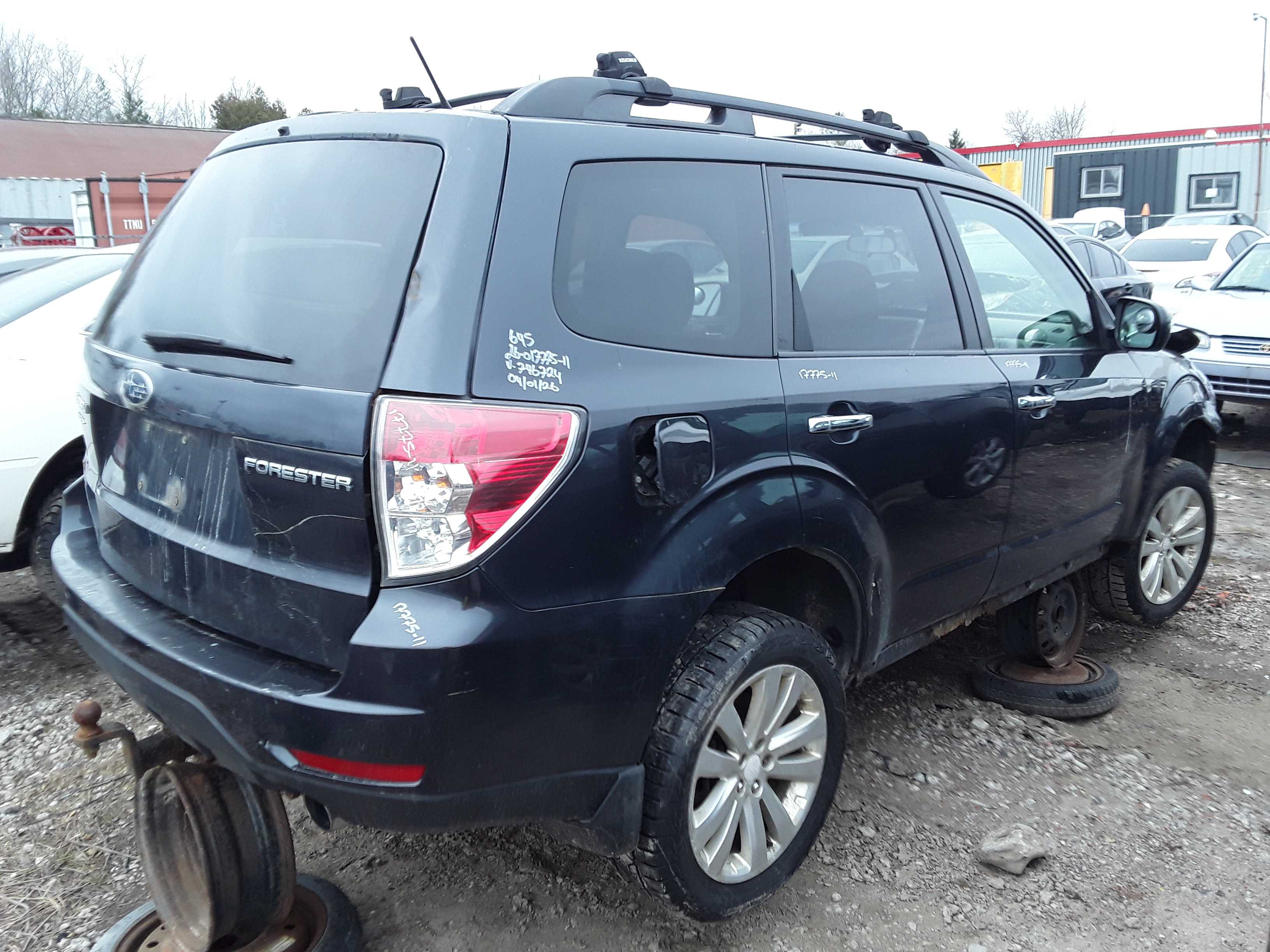 SUBARU FORESTER 2011