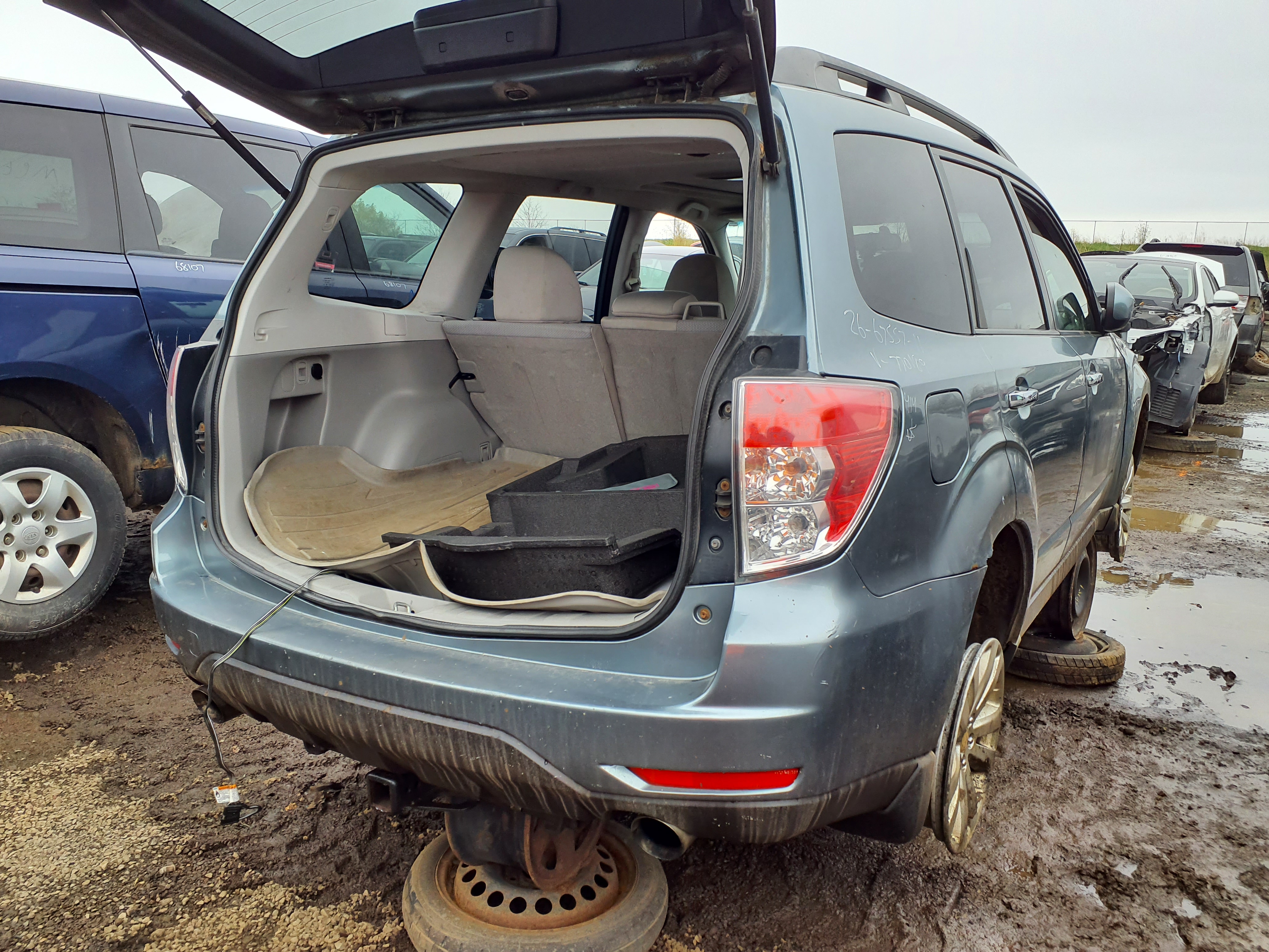 SUBARU FORESTER 2011