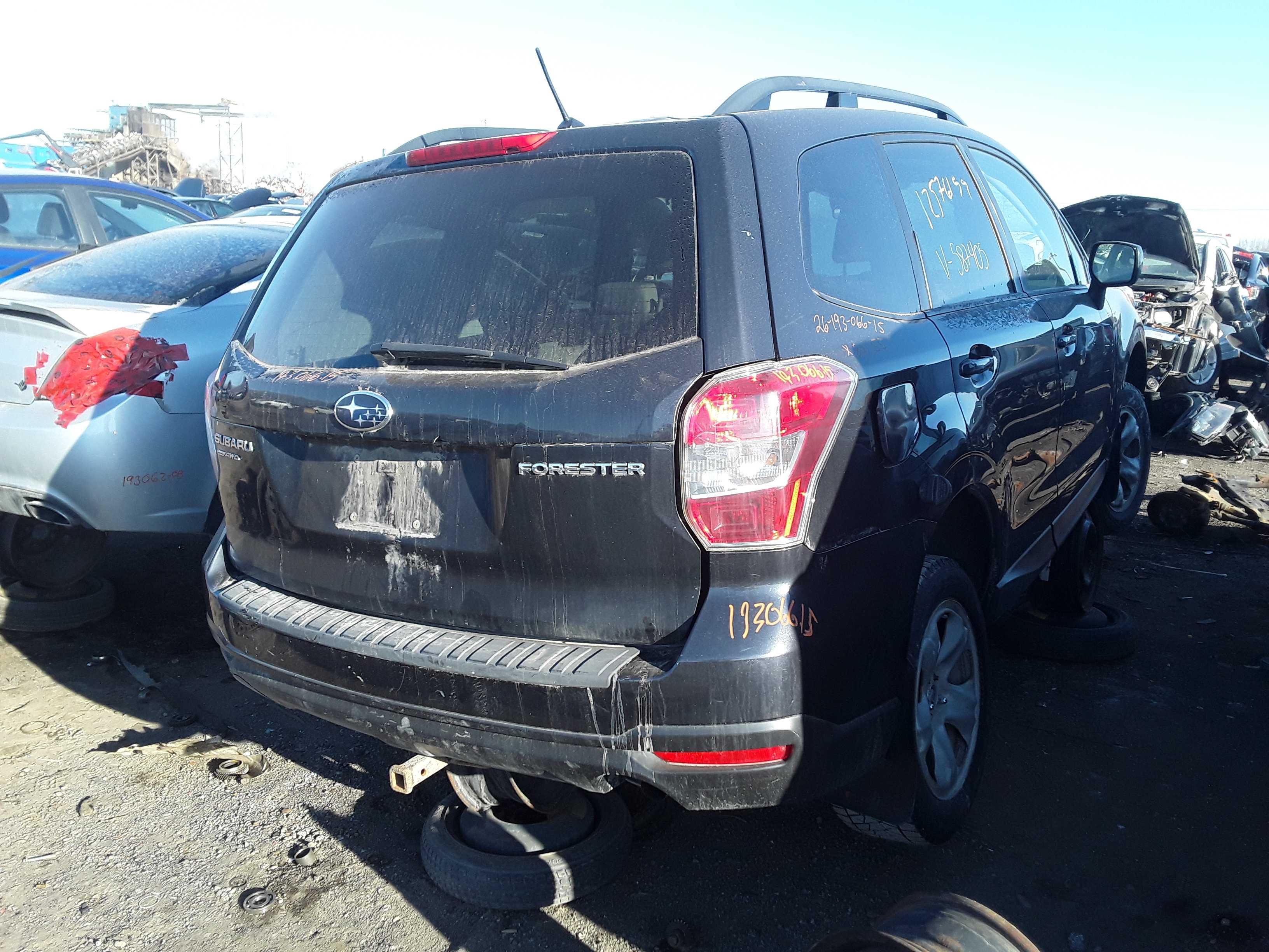 SUBARU FORESTER 2015