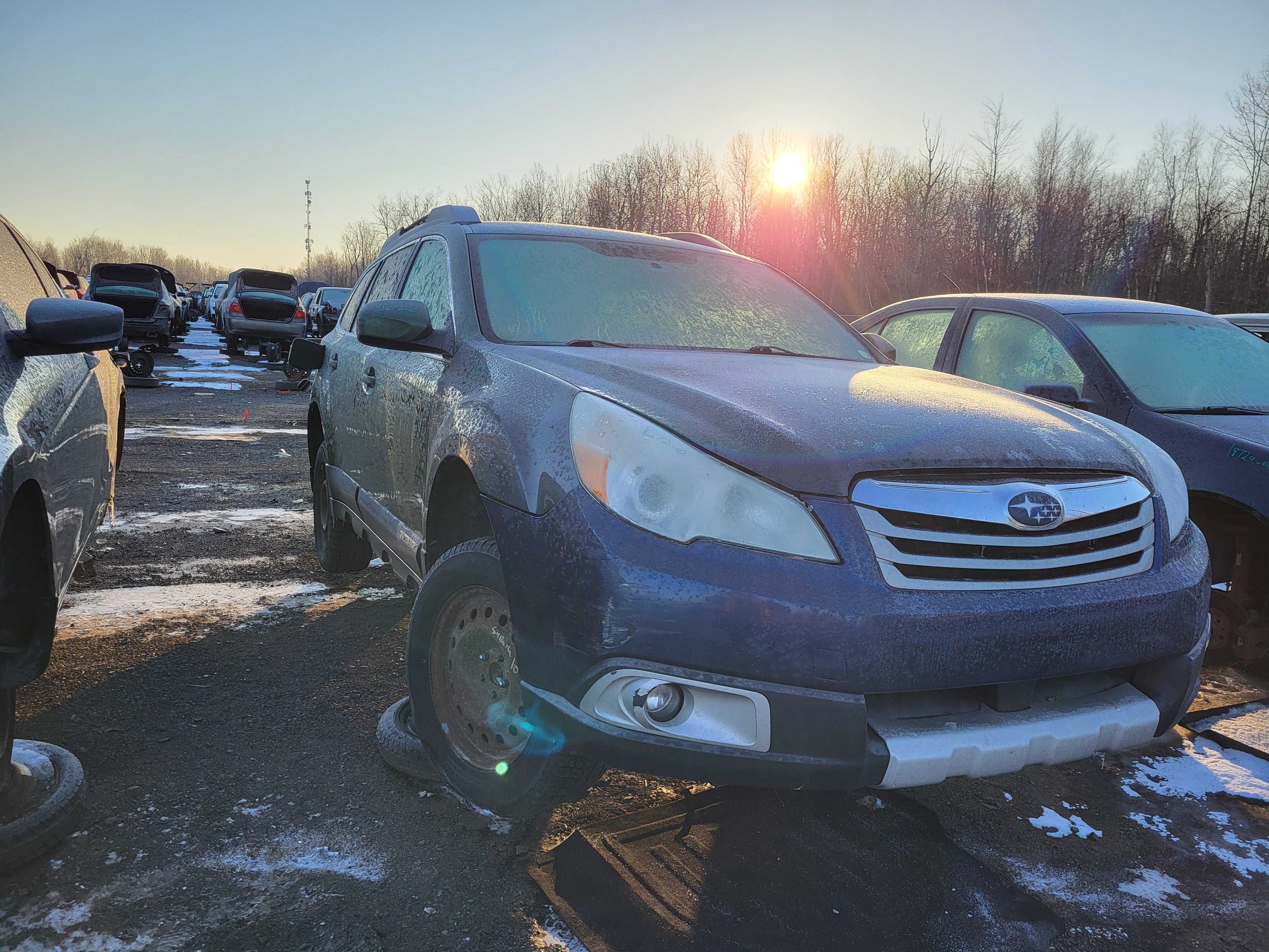 SUBARU OUTBACK 2010