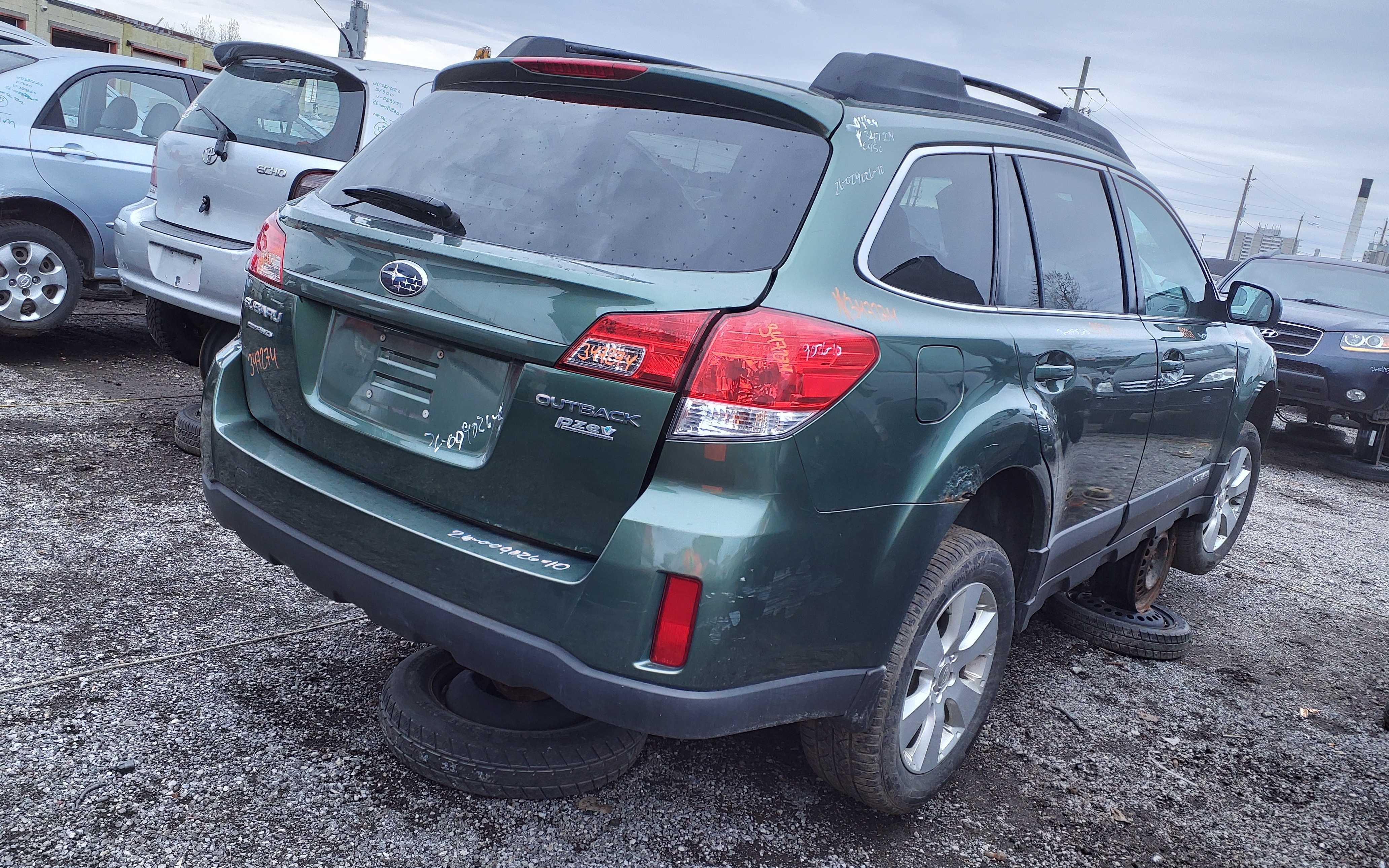 SUBARU OUTBACK 2010