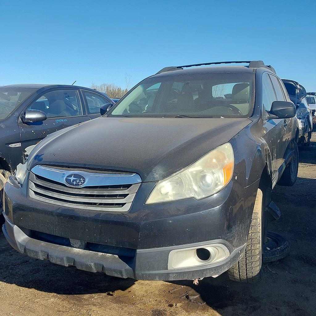 SUBARU OUTBACK 2011
