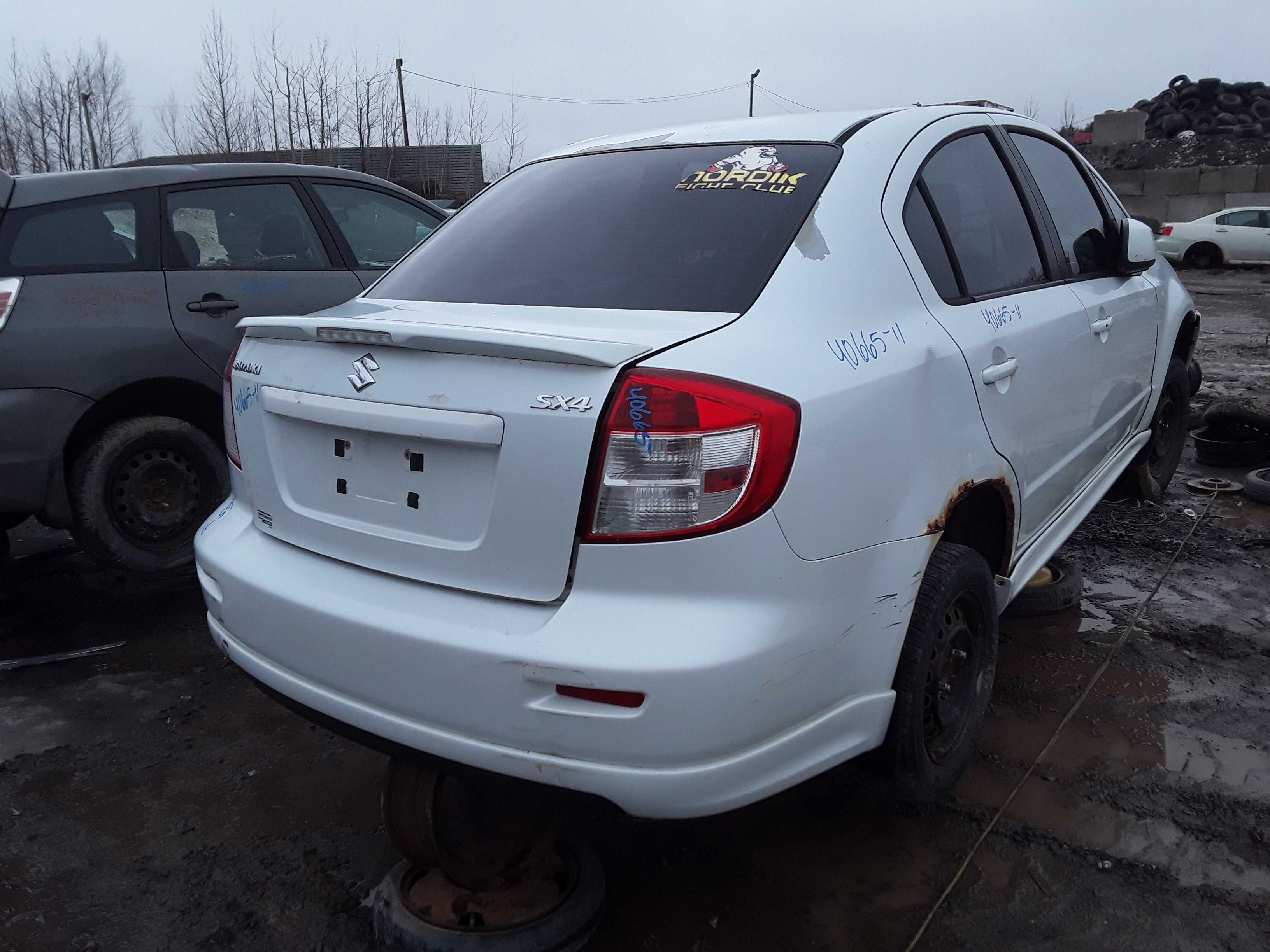 SUZUKI SX4 2011
