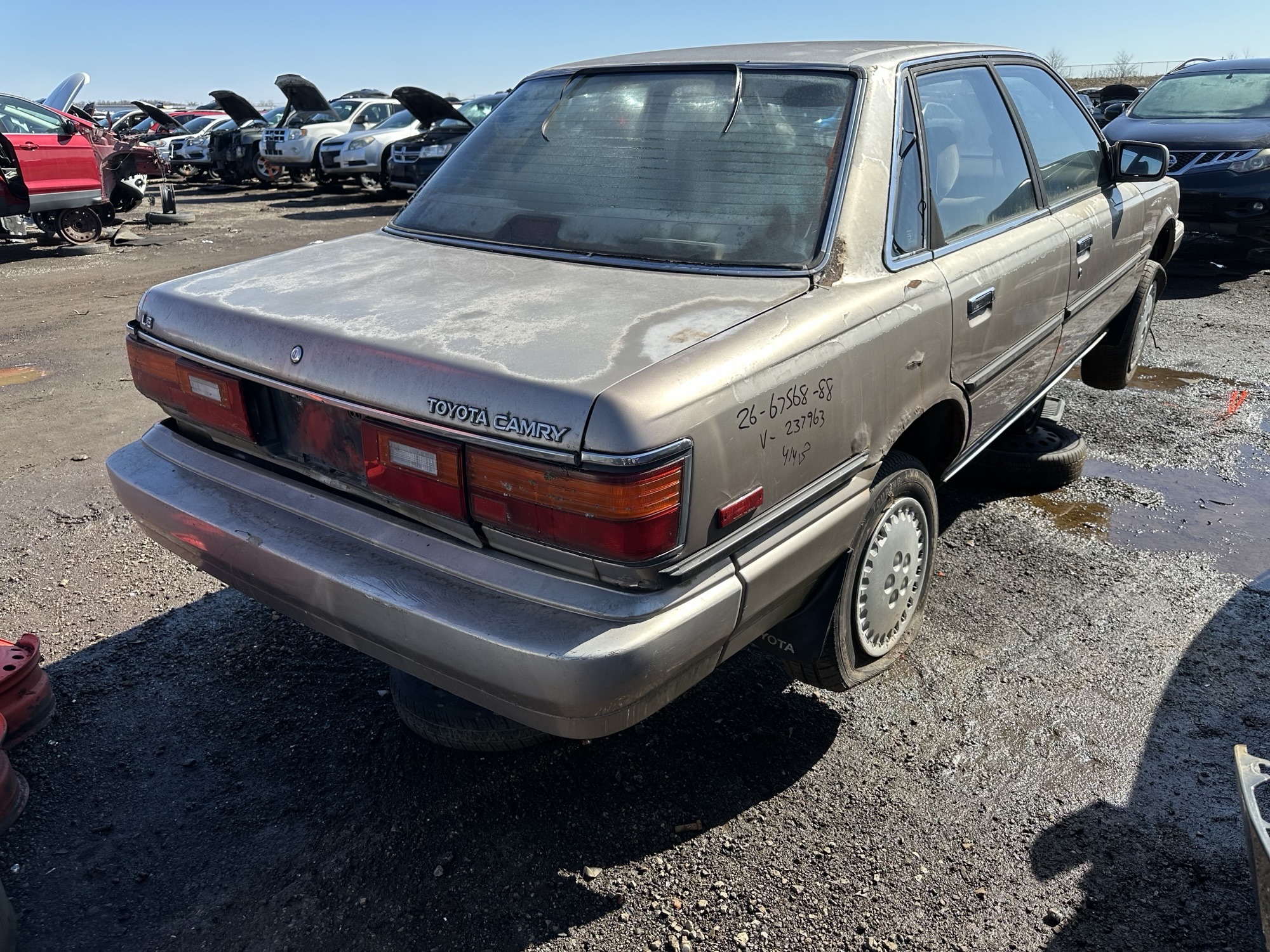 TOYOTA CAMRY 1988