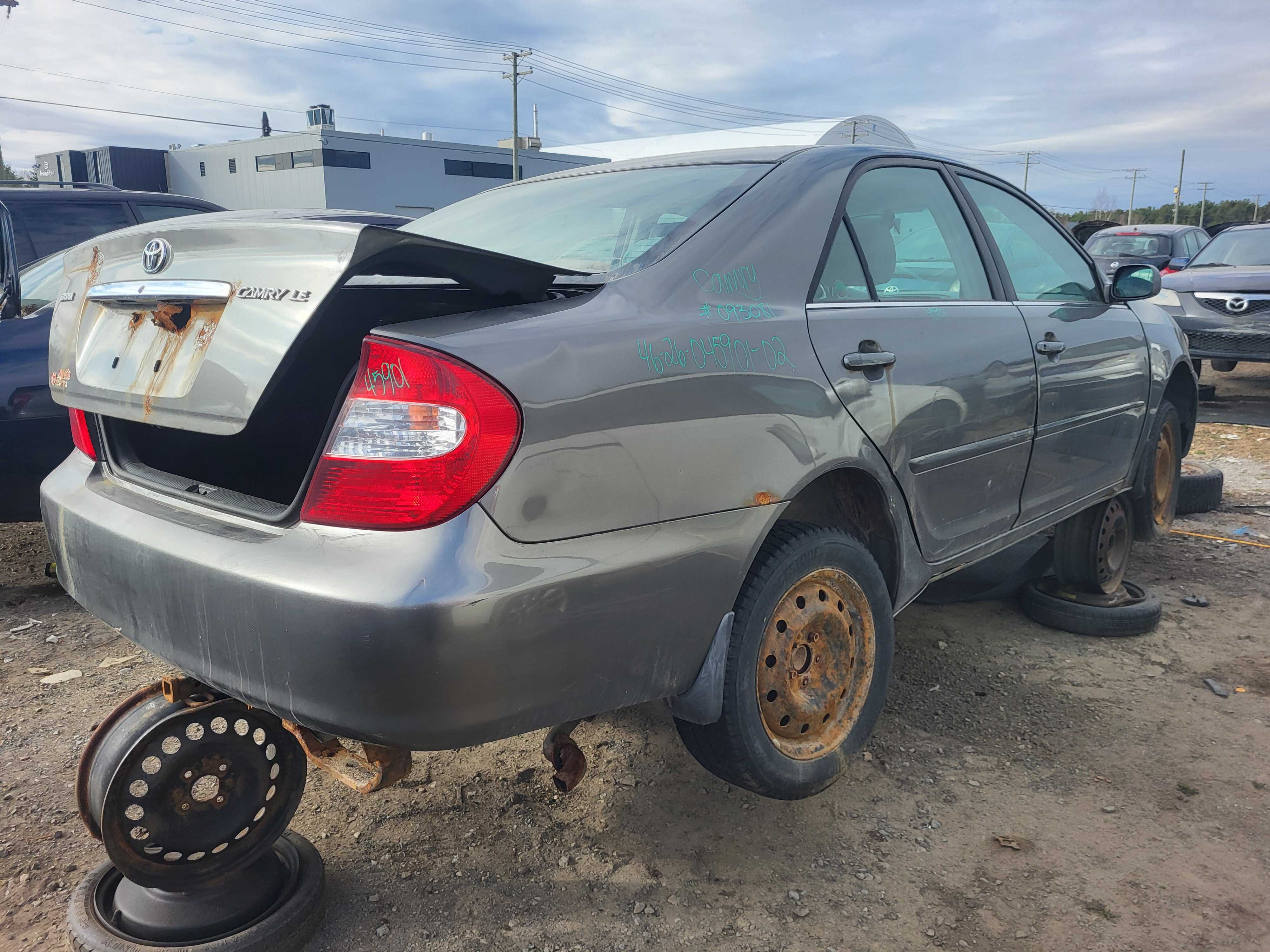 TOYOTA CAMRY 2002