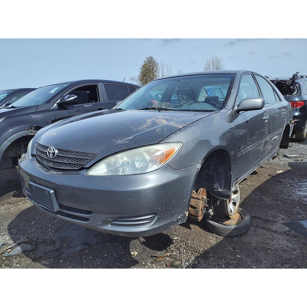TOYOTA CAMRY 2004