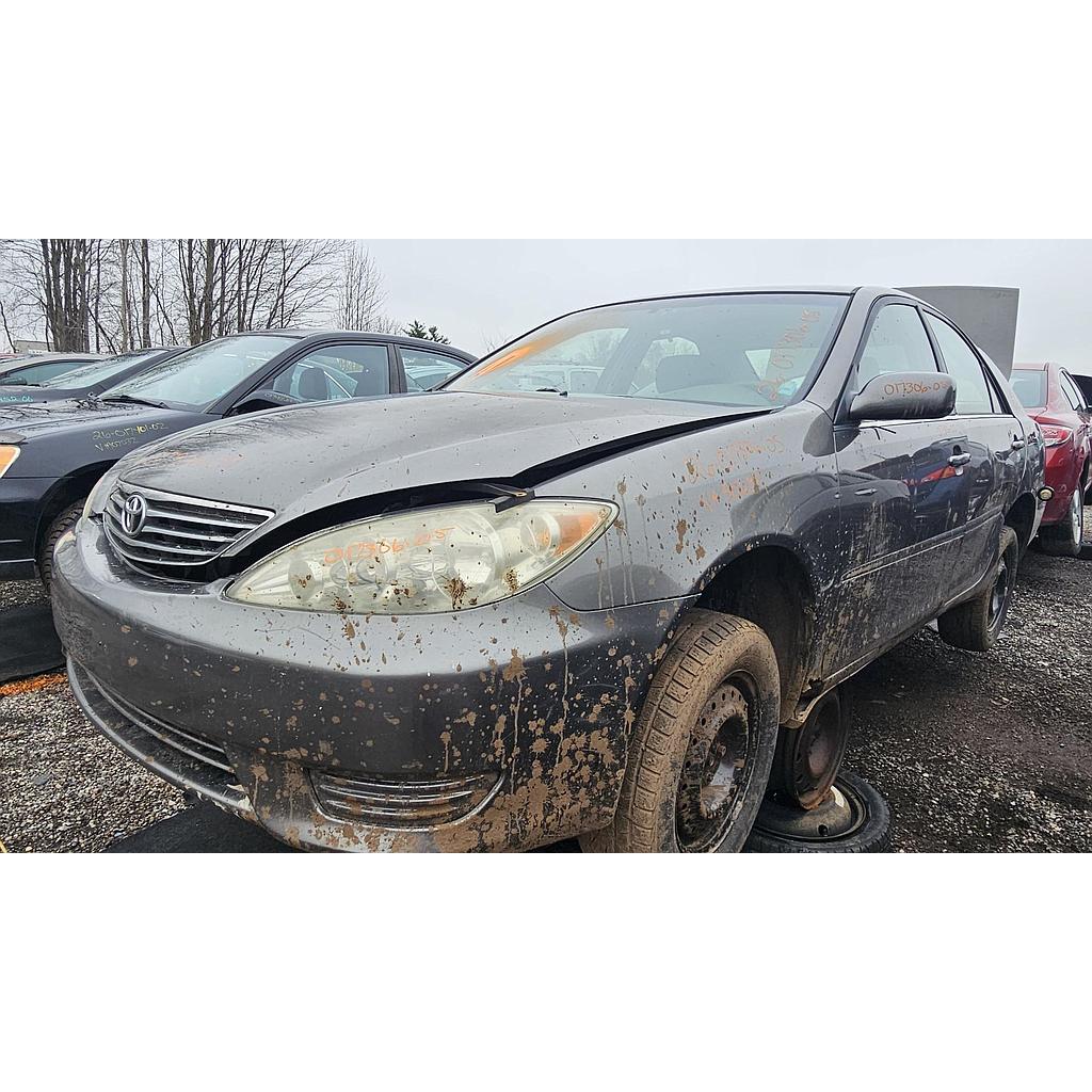 TOYOTA CAMRY 2005