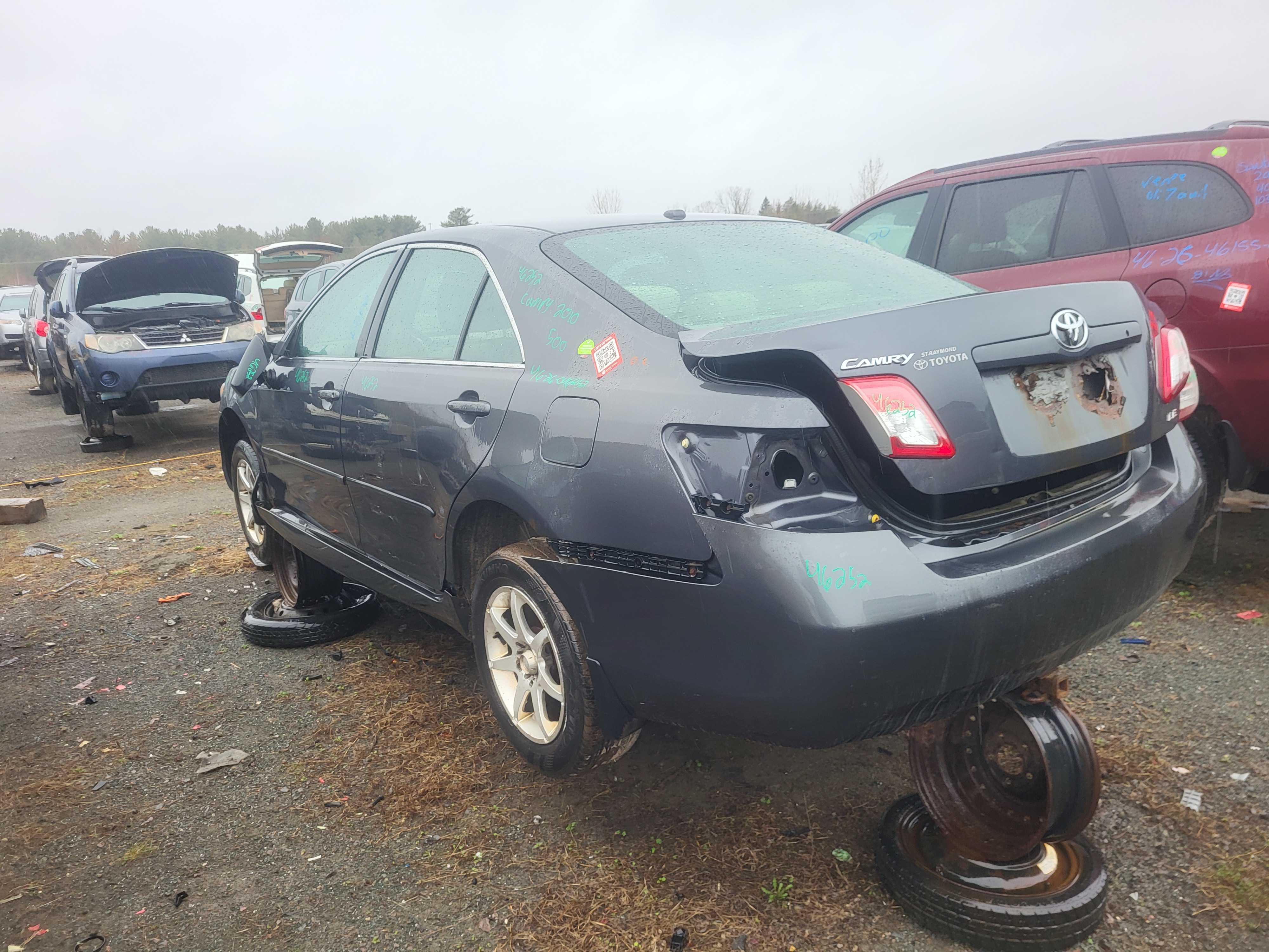 TOYOTA CAMRY 2010