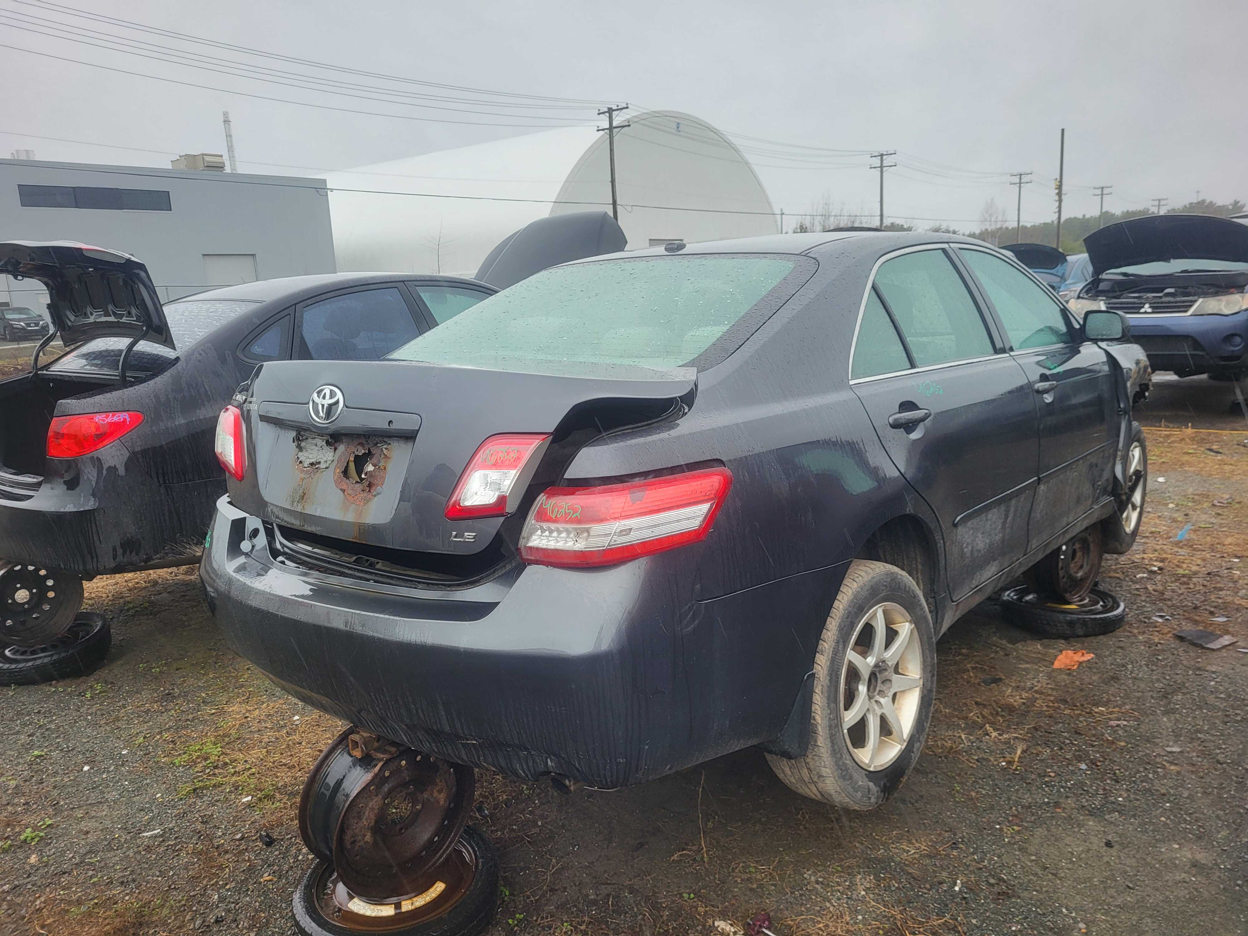 TOYOTA CAMRY 2010