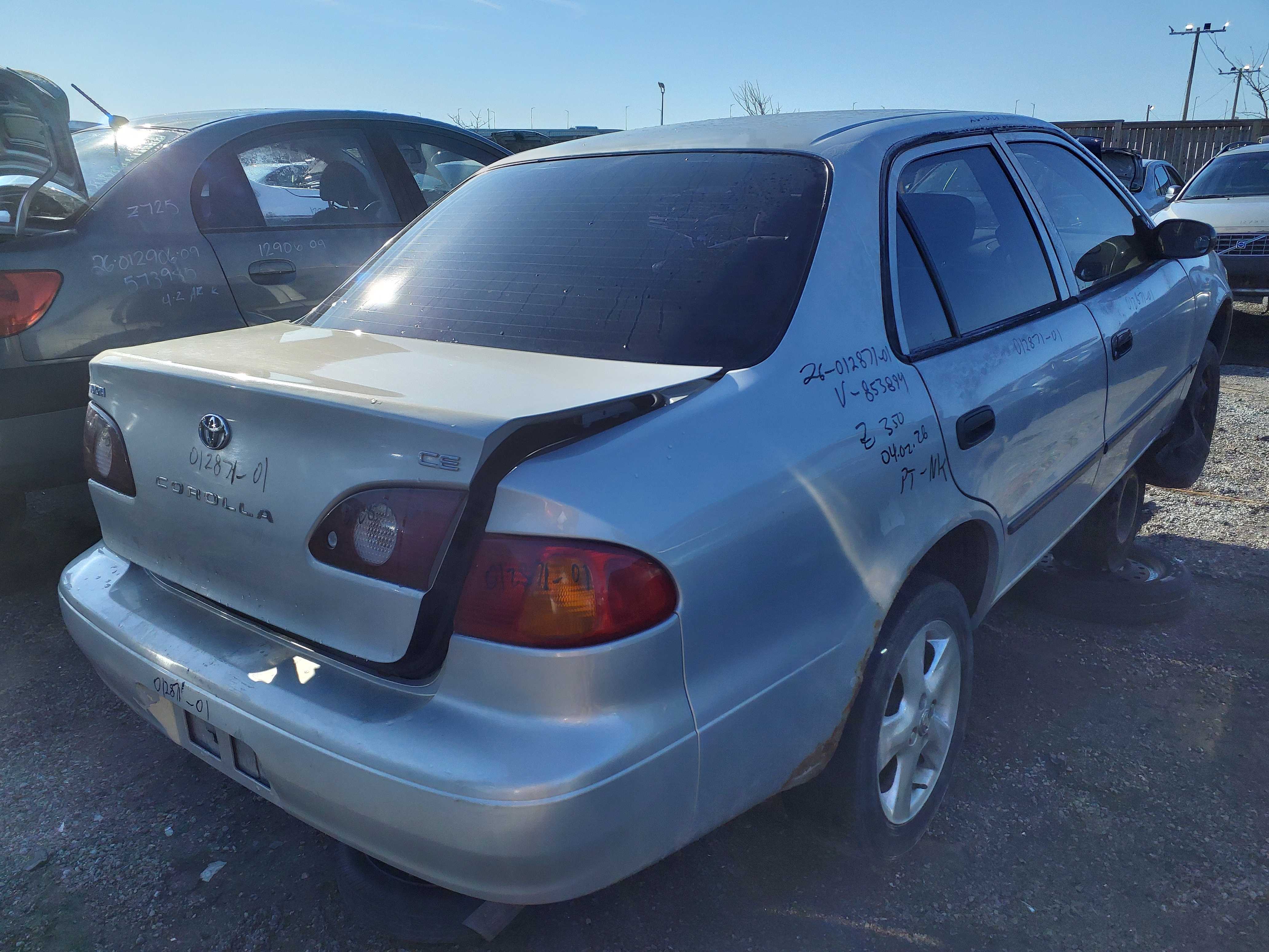 TOYOTA COROLLA 2001