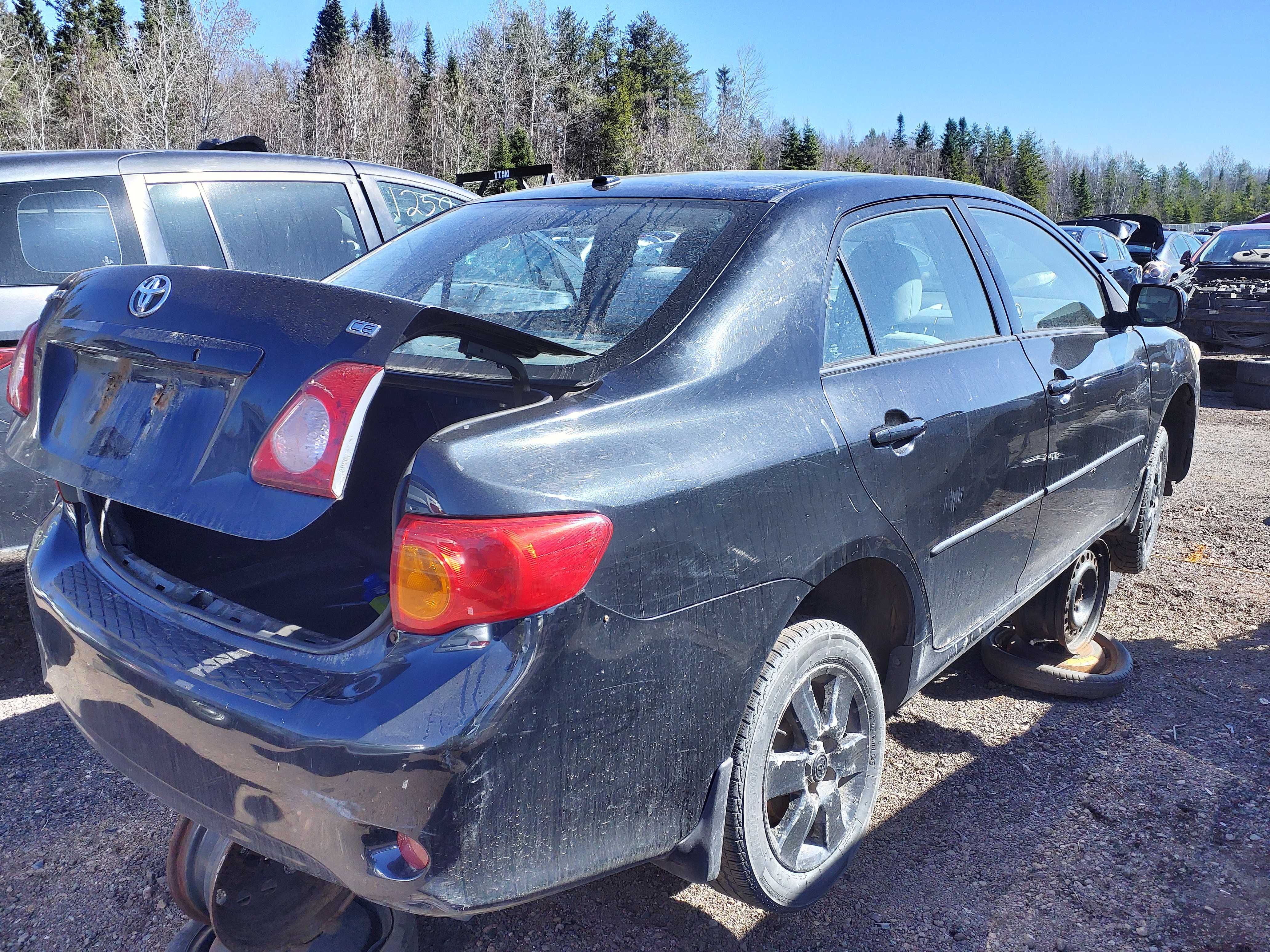 TOYOTA COROLLA 2010