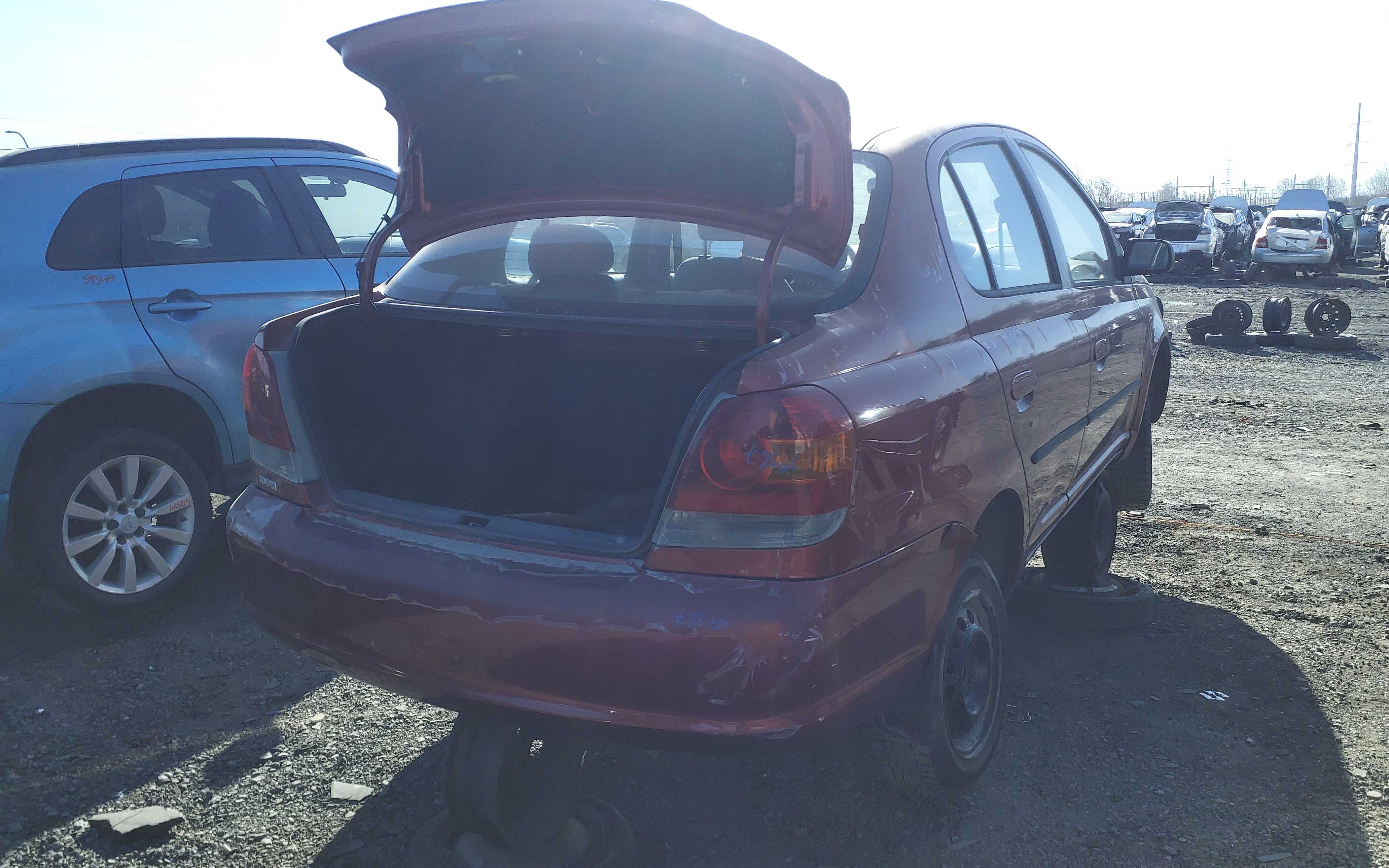 TOYOTA ECHO 2004