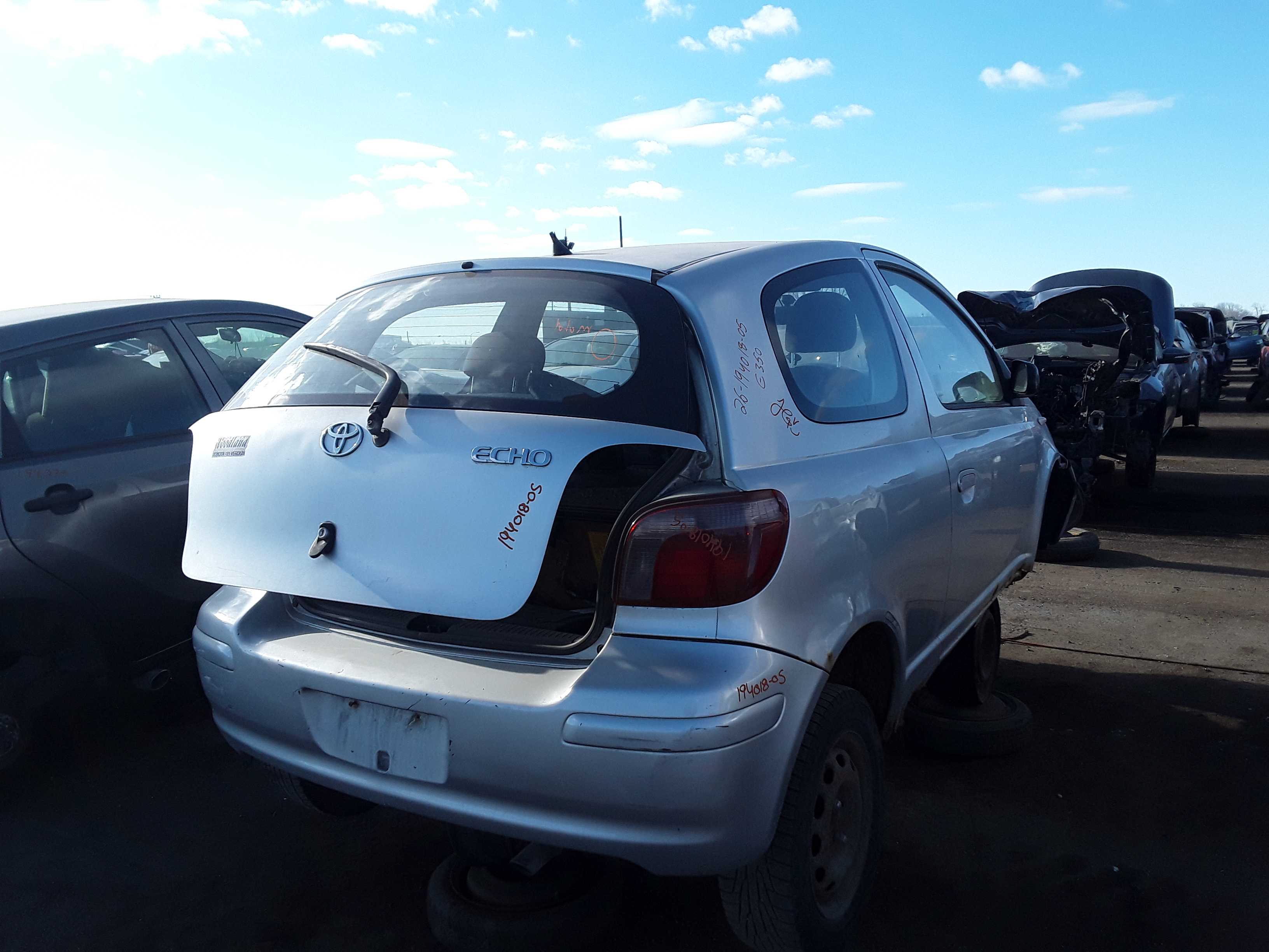 TOYOTA ECHO 2005