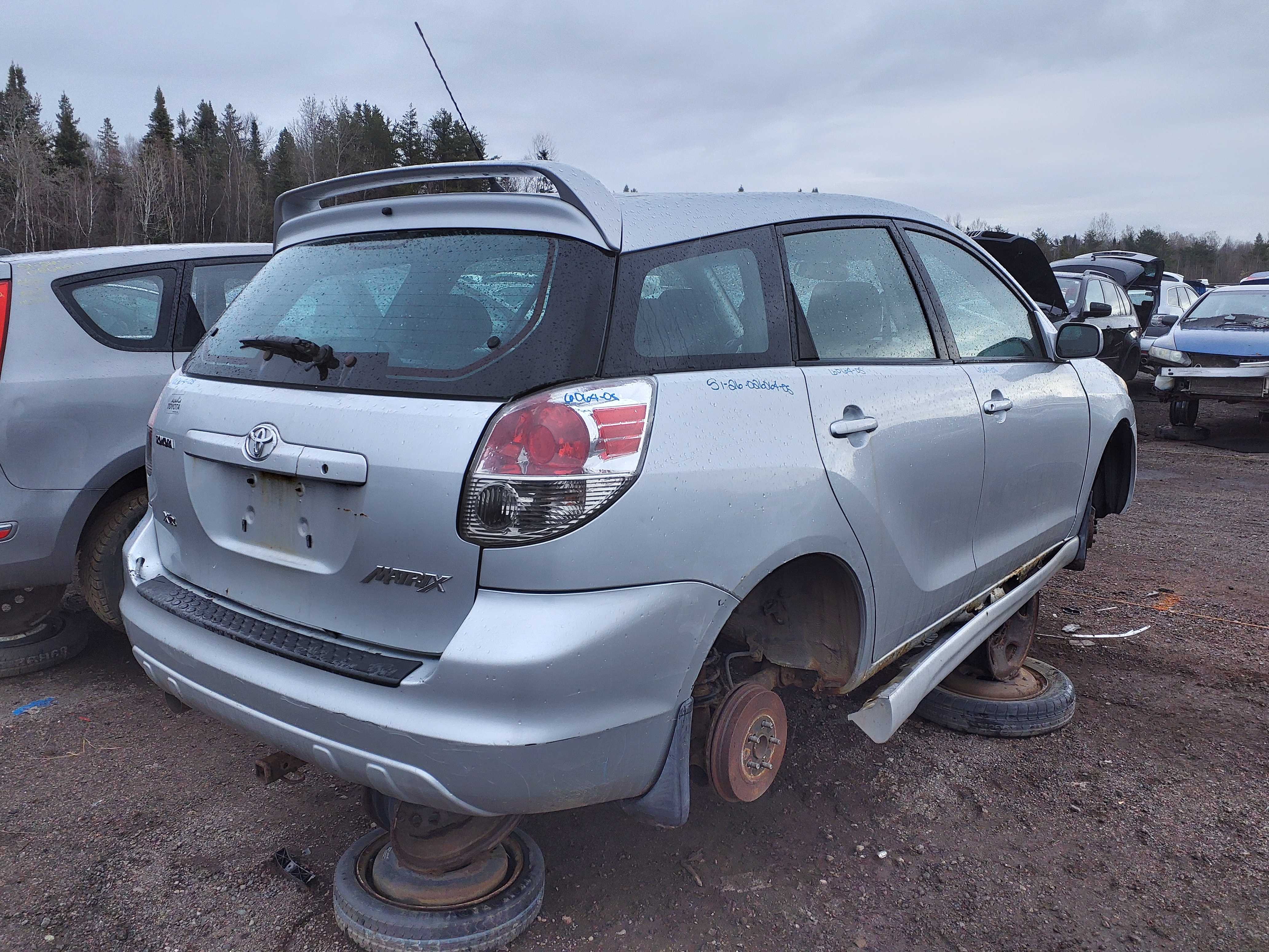 TOYOTA MATRIX 2005