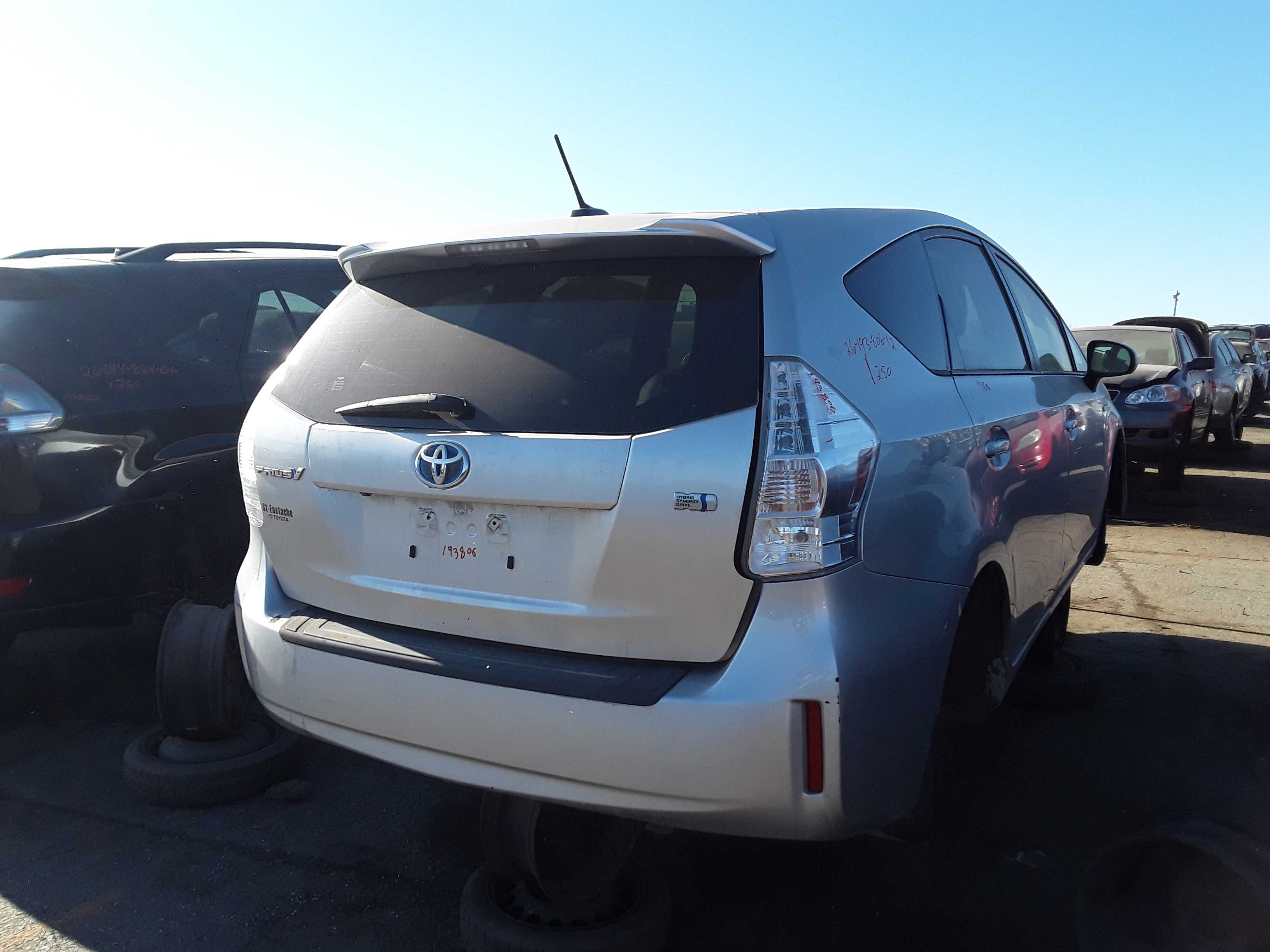 TOYOTA PRIUS 2012