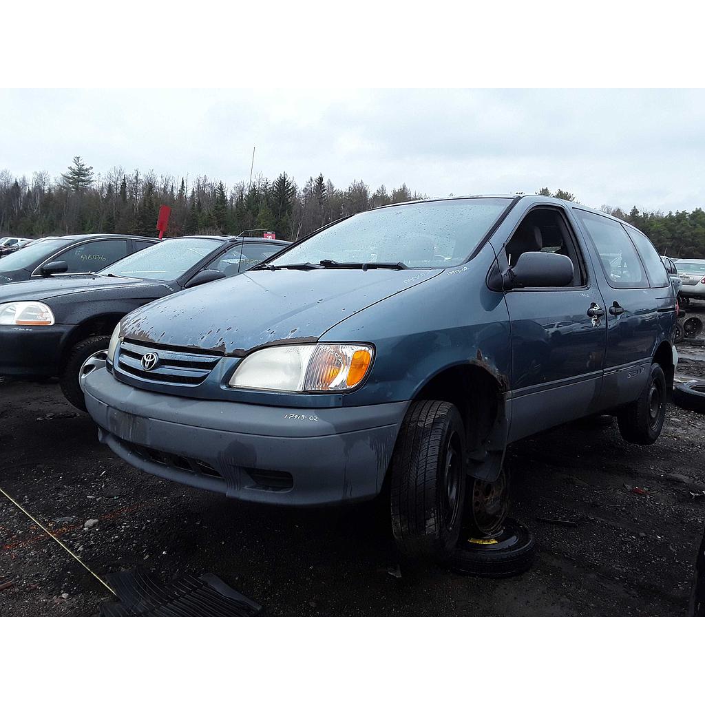 TOYOTA SIENNA 2002